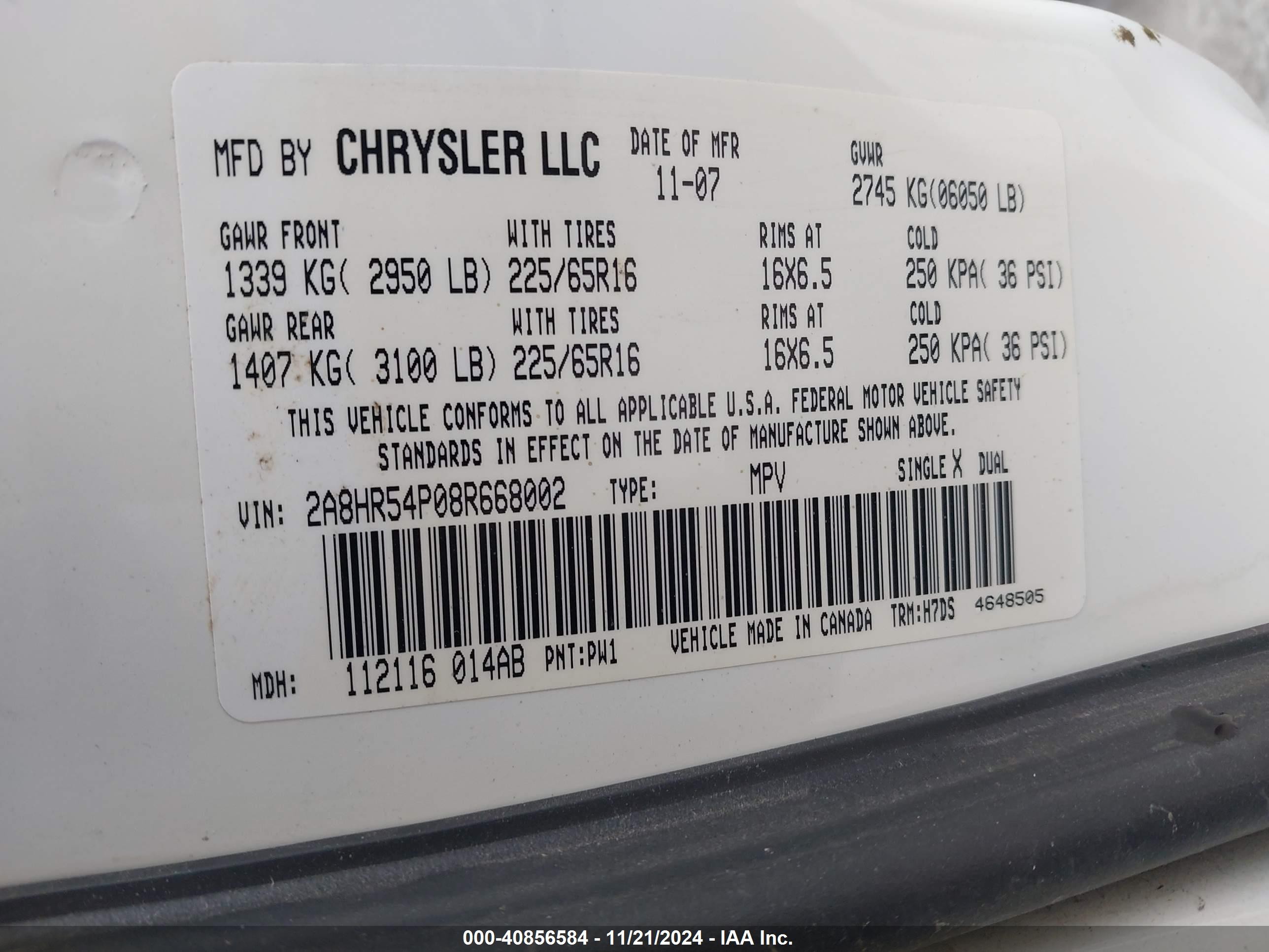 2008 Chrysler Town & Country Touring White vin: 2A8HR54P08R668002