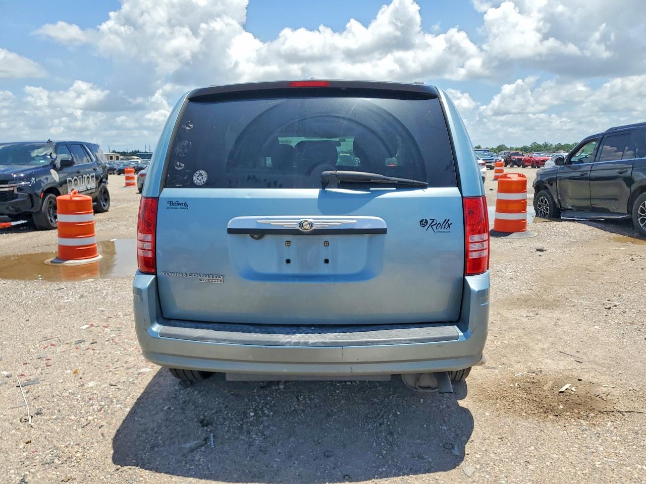 2008 Chrysler Town & Country Touring Blue vin: 2A8HR54P08R754541