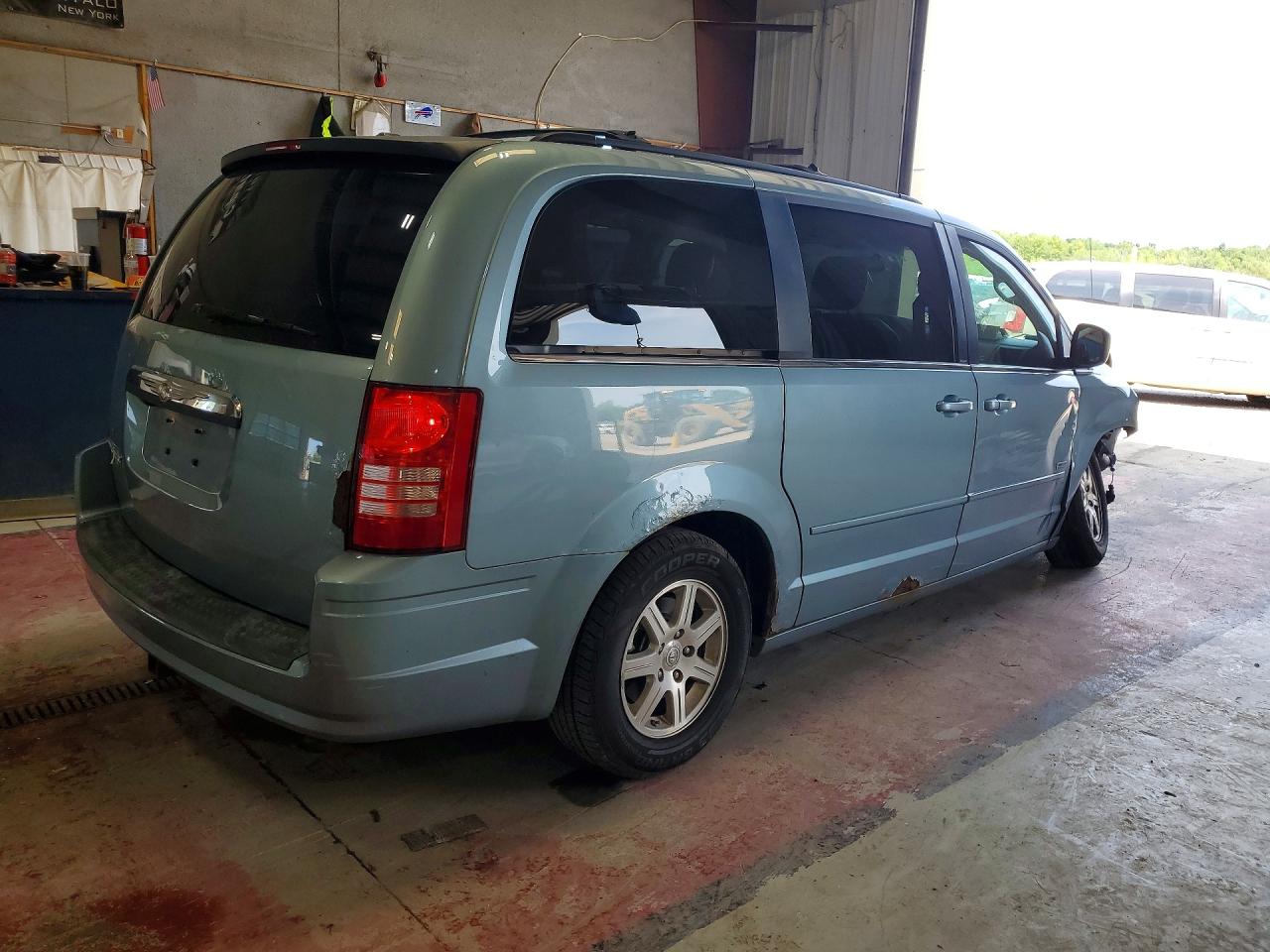 2008 Chrysler Town & Country Touring Бирюзовый vin: 2A8HR54P08R839203