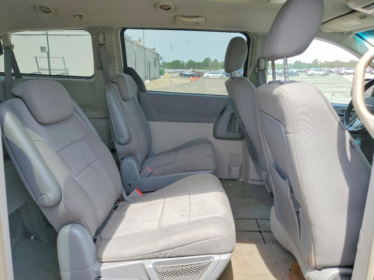 2008 Chrysler Town & Country Touring Белый vin: 2A8HR54P18R141408