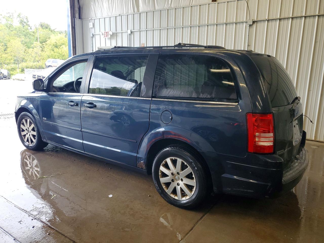 2008 Chrysler Town & Country Touring Blue vin: 2A8HR54P18R842790