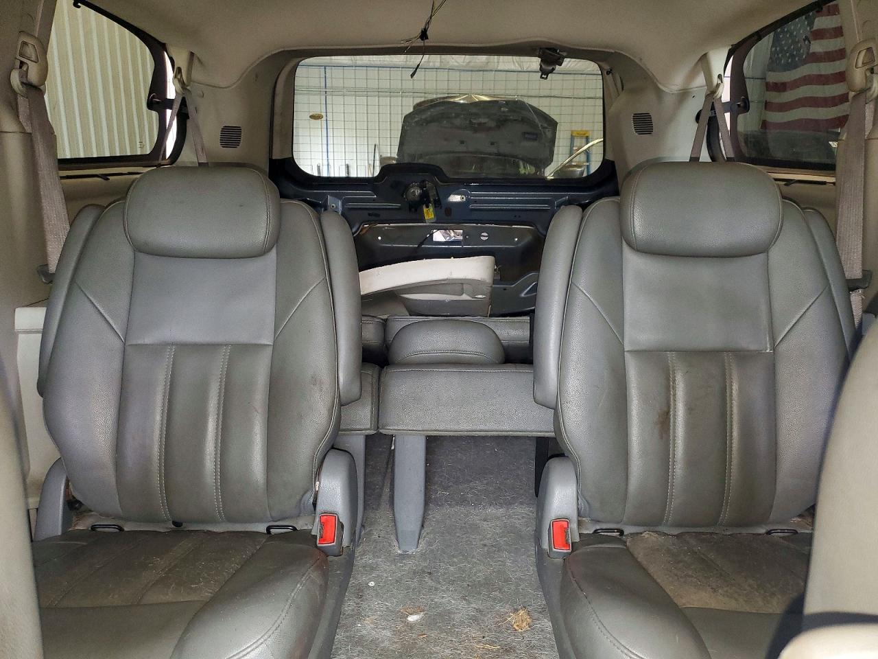 2008 Chrysler Town & Country Touring Blue vin: 2A8HR54P18R842790