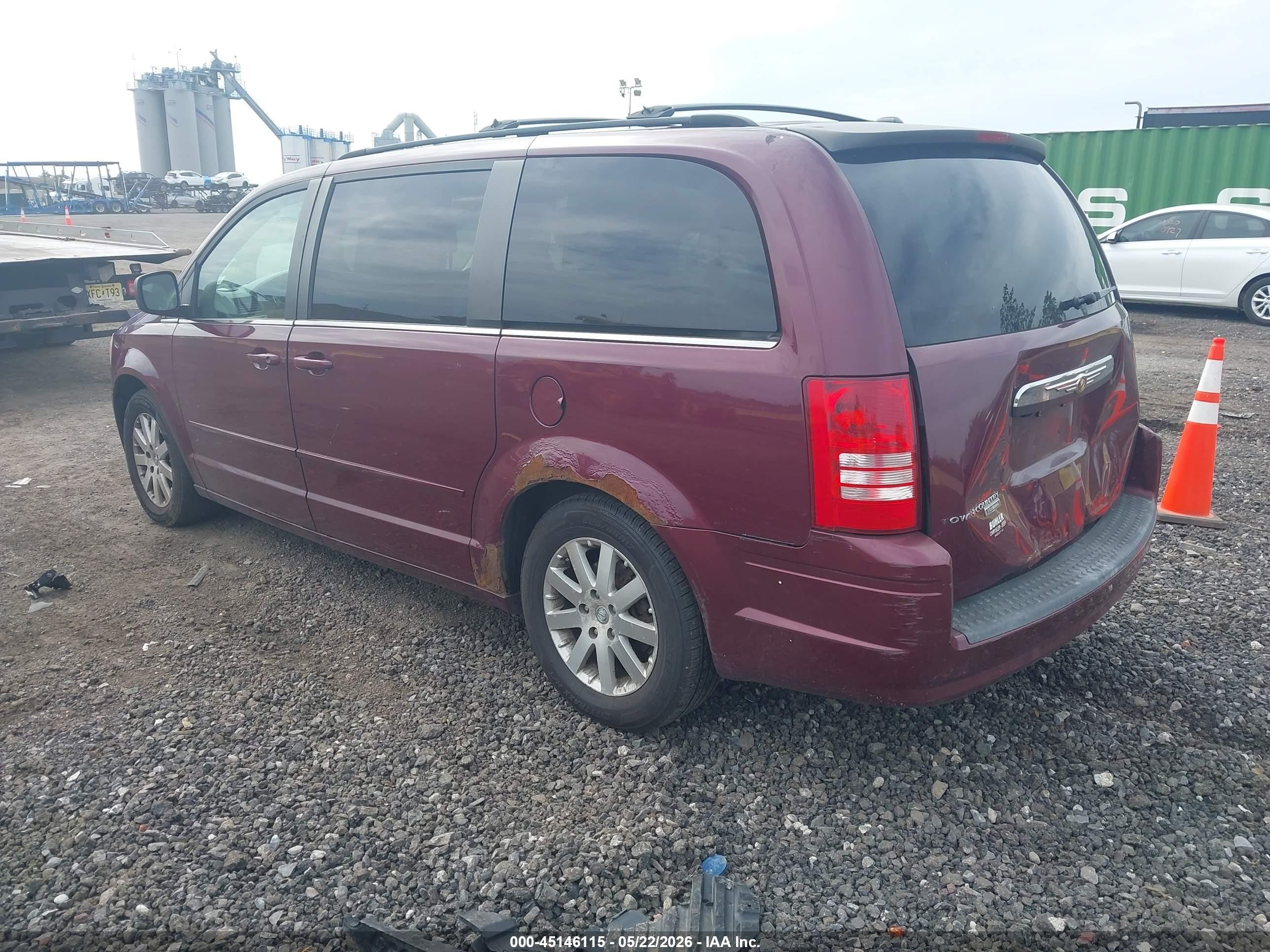 2008 Chrysler Town & Country Touring Бордовый vin: 2A8HR54P28R662458