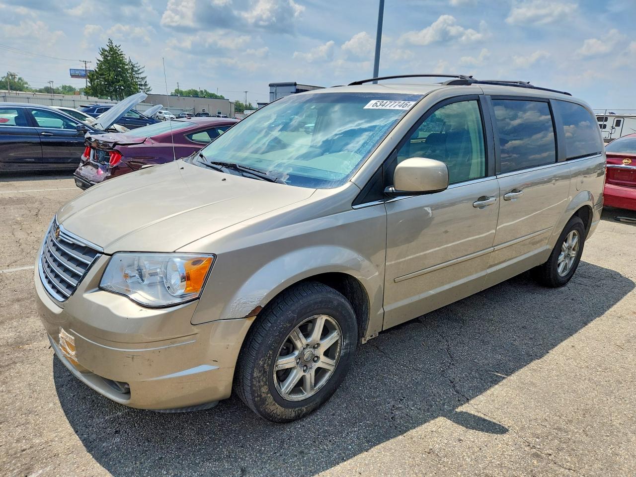 2008 Chrysler Town & Country Touring Бежевый vin: 2A8HR54P28R682161