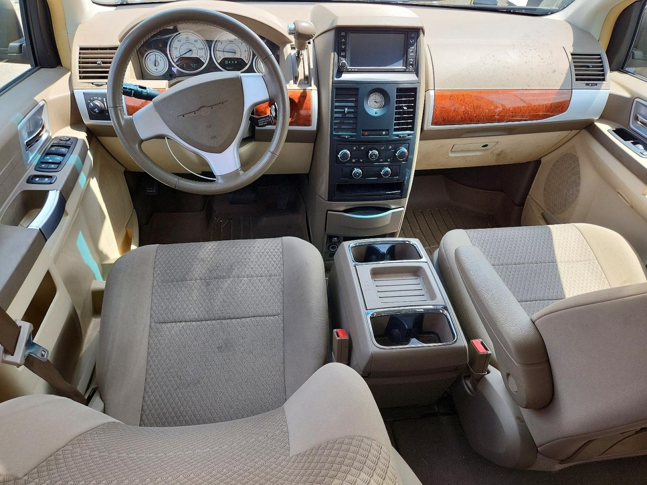 2008 Chrysler Town & Country Touring Бежевый vin: 2A8HR54P28R682161