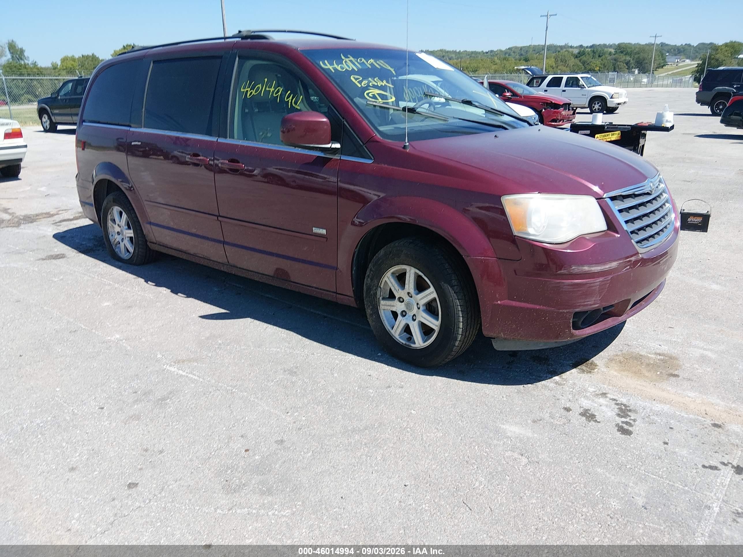 2008 Chrysler Town & Country Touring Purple vin: 2A8HR54P38R717161
