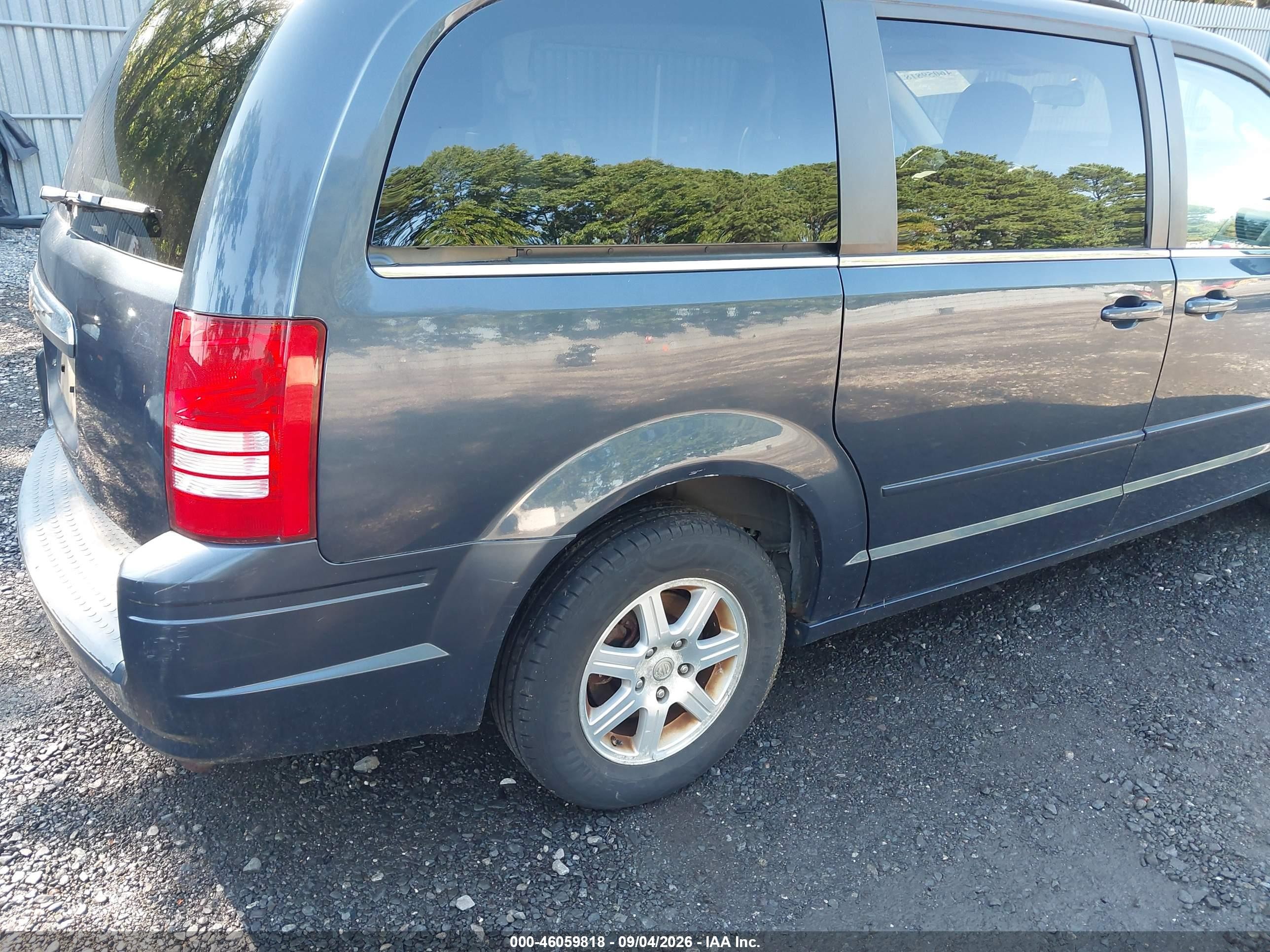 2008 Chrysler Town & Country Touring Blue vin: 2A8HR54P48R107737