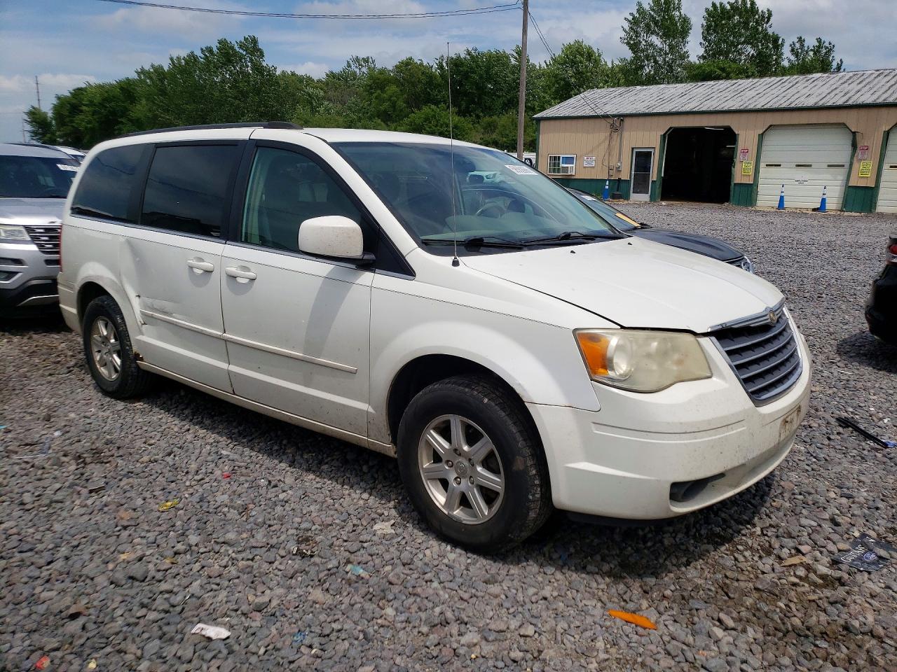 2008 Chrysler Town & Country Touring Белый vin: 2A8HR54P48R652837