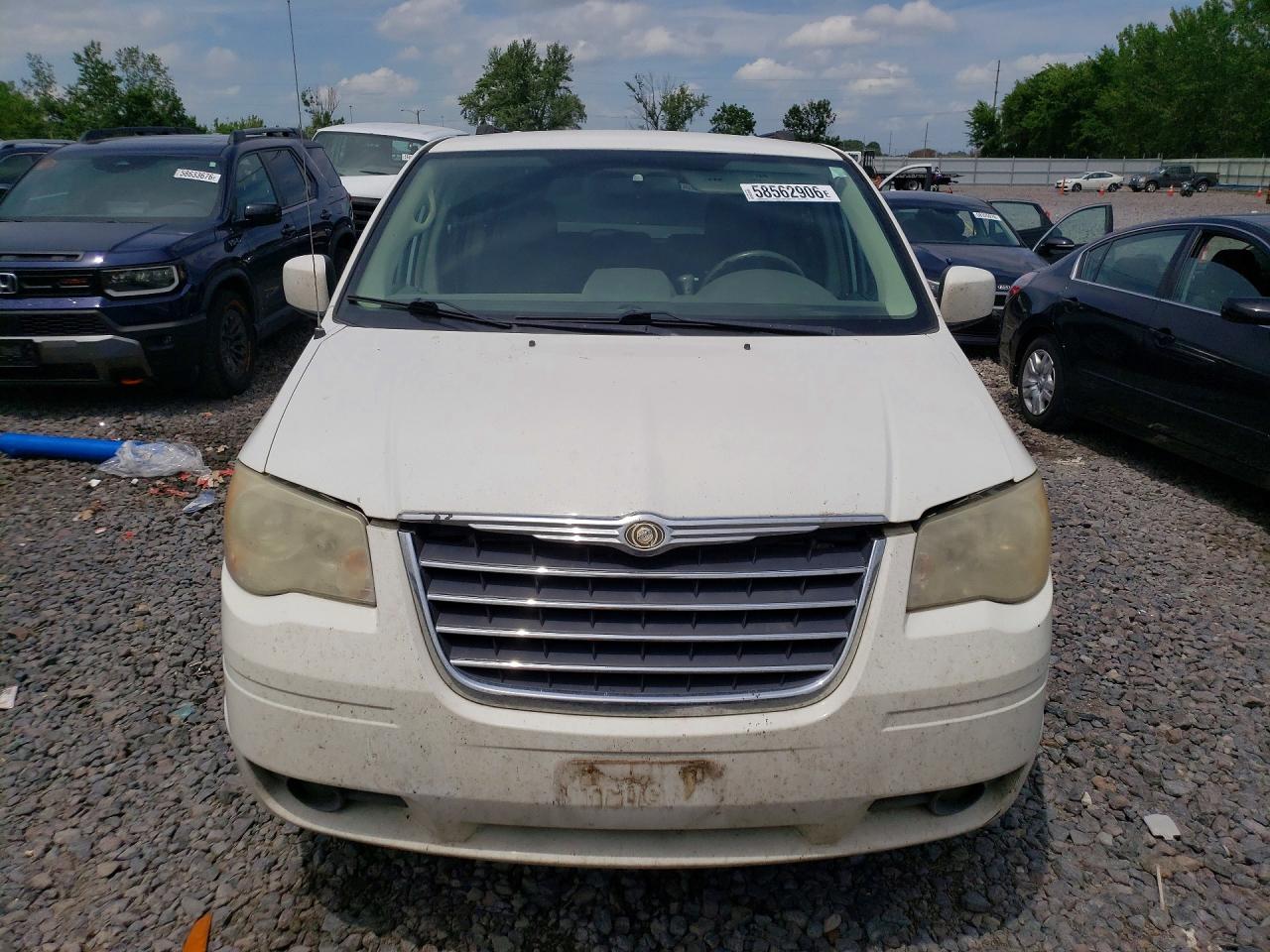 2008 Chrysler Town & Country Touring Белый vin: 2A8HR54P48R652837