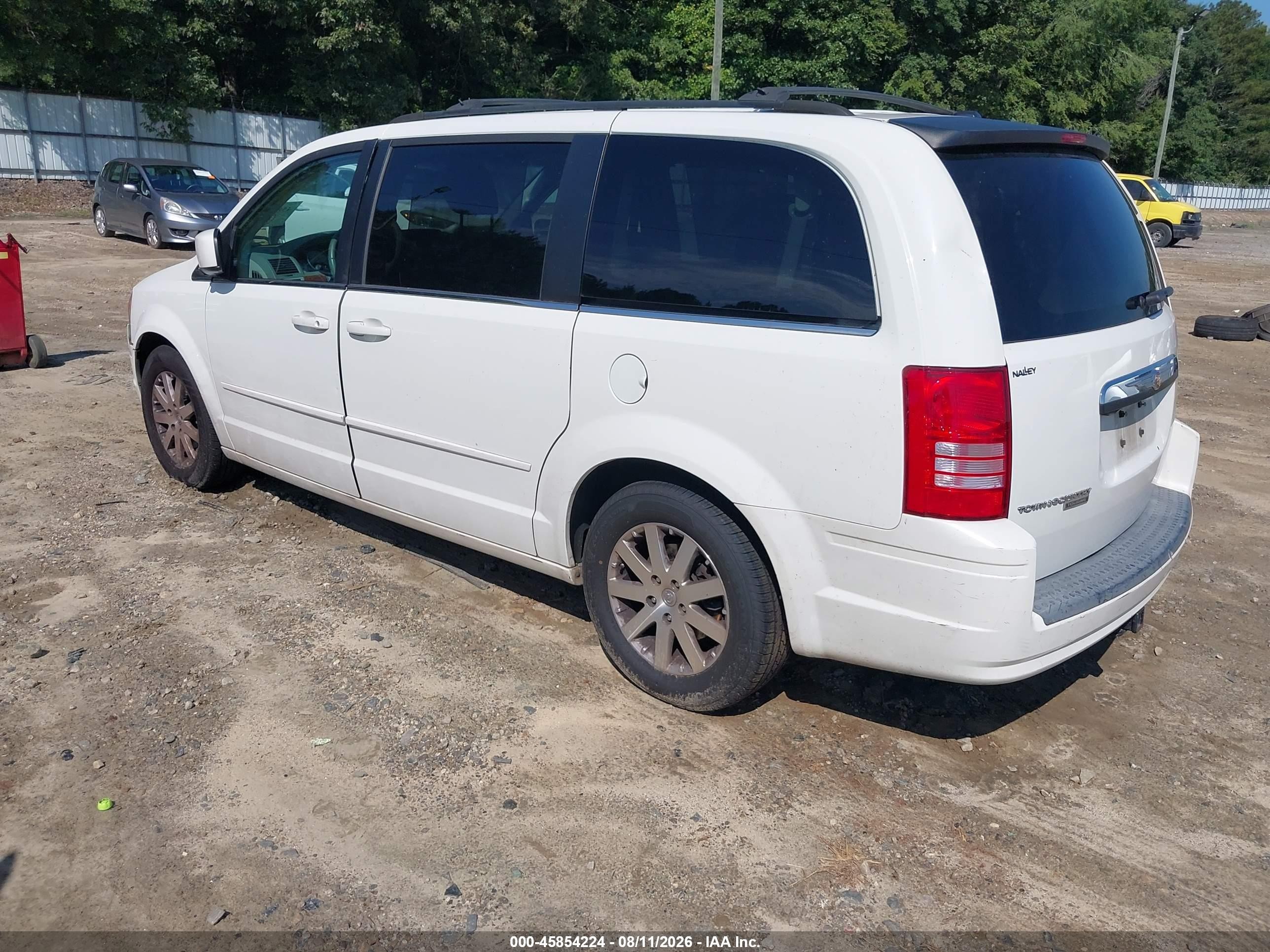2008 Chrysler Town & Country Touring Белый vin: 2A8HR54P48R666947