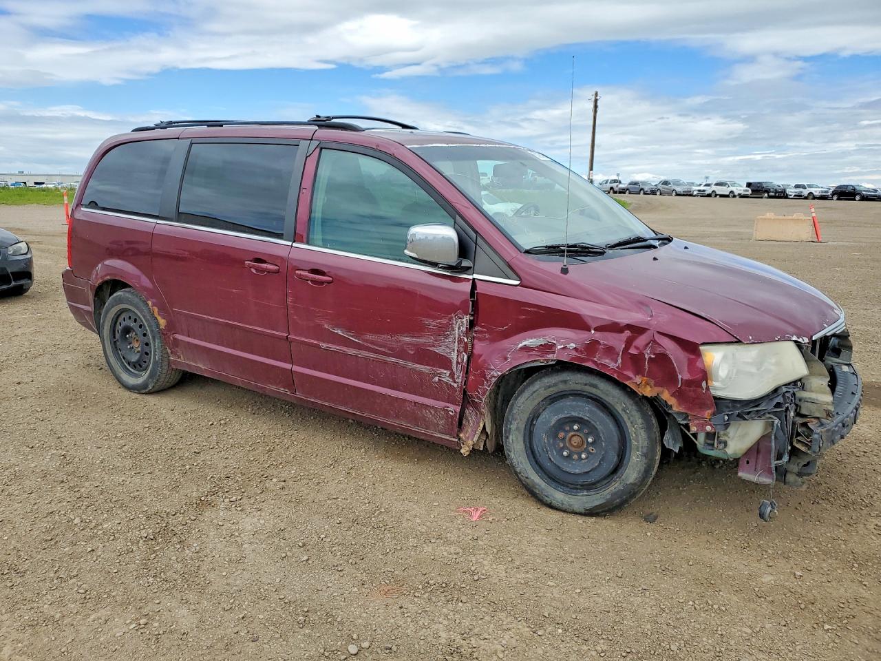 2008 Chrysler Town & Country Touring Бордовый vin: 2A8HR54P48R804602