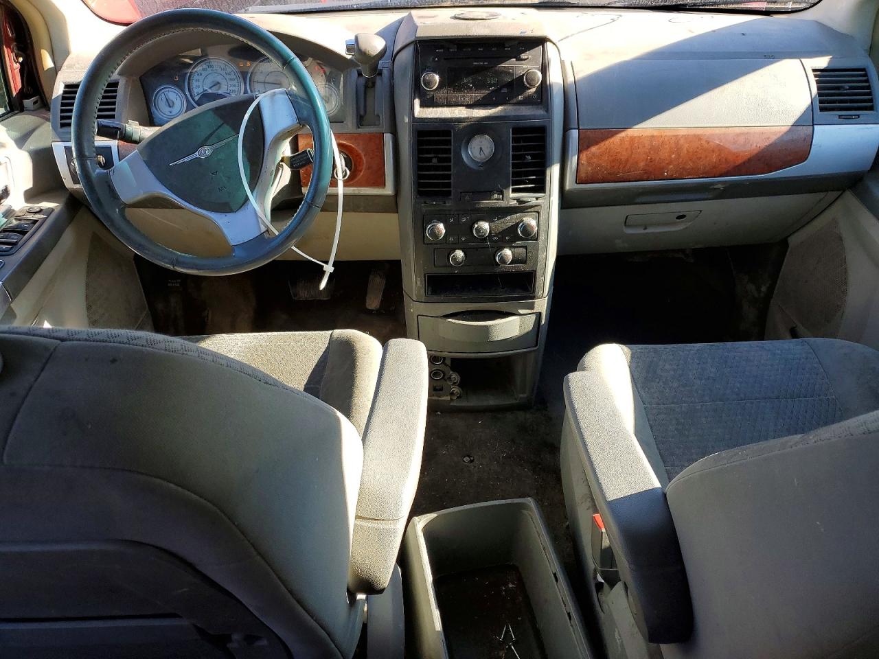 2008 Chrysler Town & Country Touring Бордовый vin: 2A8HR54P48R804602