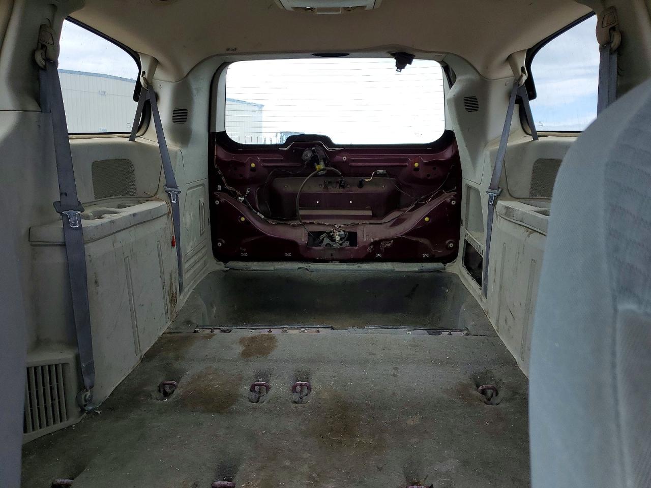 2008 Chrysler Town & Country Touring Бордовый vin: 2A8HR54P48R804602