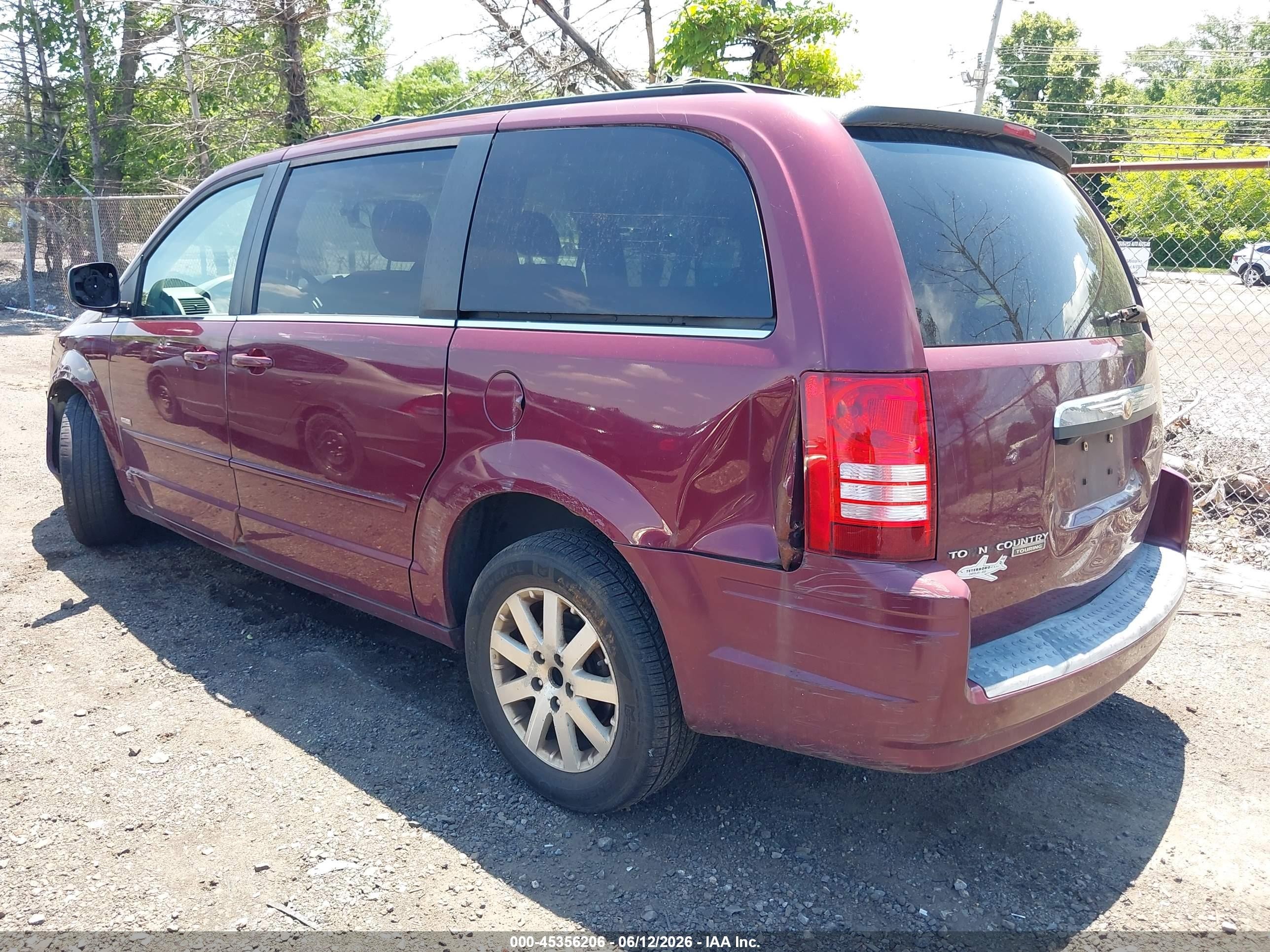2008 Chrysler Town & Country Touring Burgundy vin: 2A8HR54P48R838670
