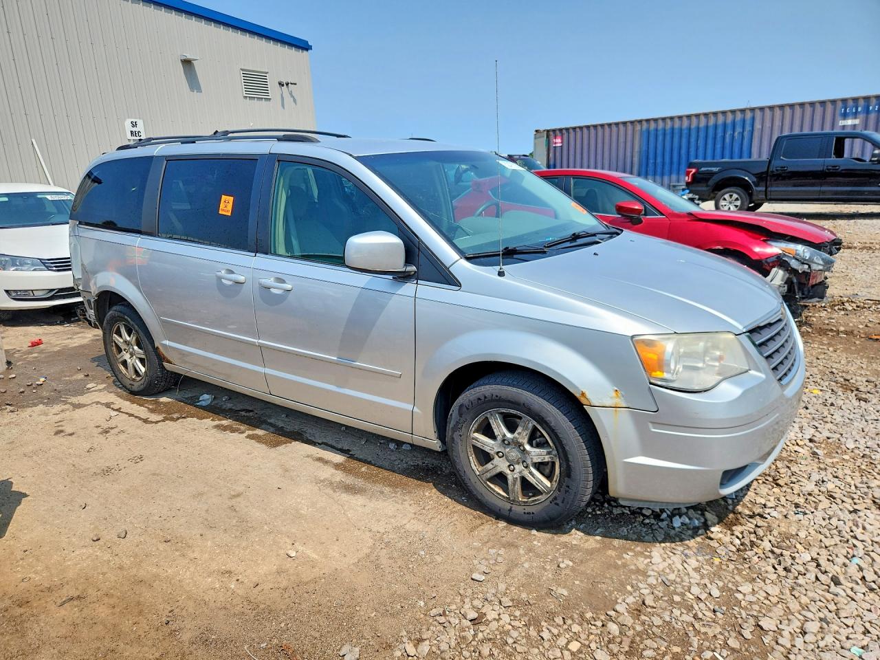 2008 Chrysler Town & Country Touring Silver vin: 2A8HR54P58R690710
