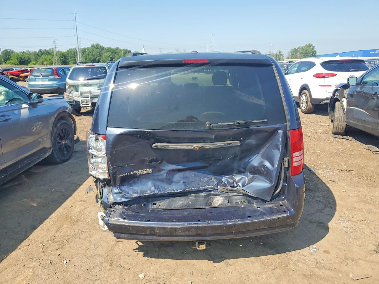 2008 Chrysler Town & Country Touring Blue vin: 2A8HR54P58R721695