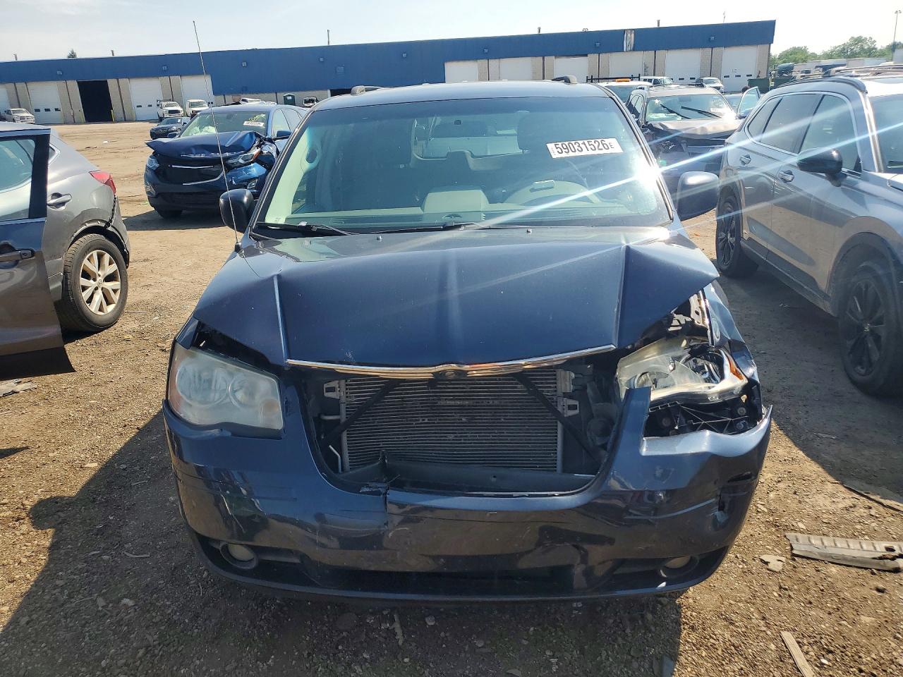 2008 Chrysler Town & Country Touring Blue vin: 2A8HR54P58R721695