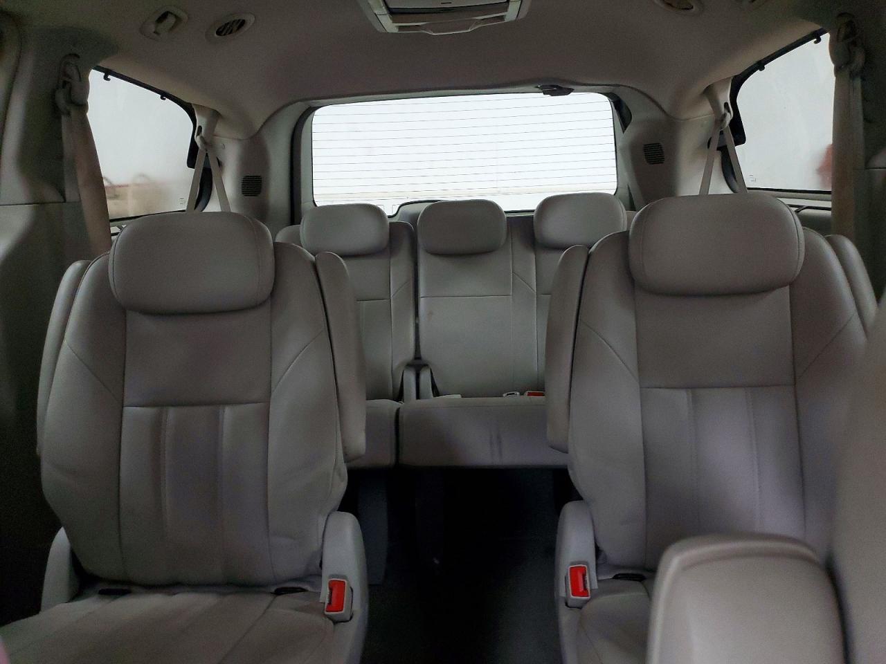 2008 Chrysler Town & Country Touring Burgundy vin: 2A8HR54P58R783145