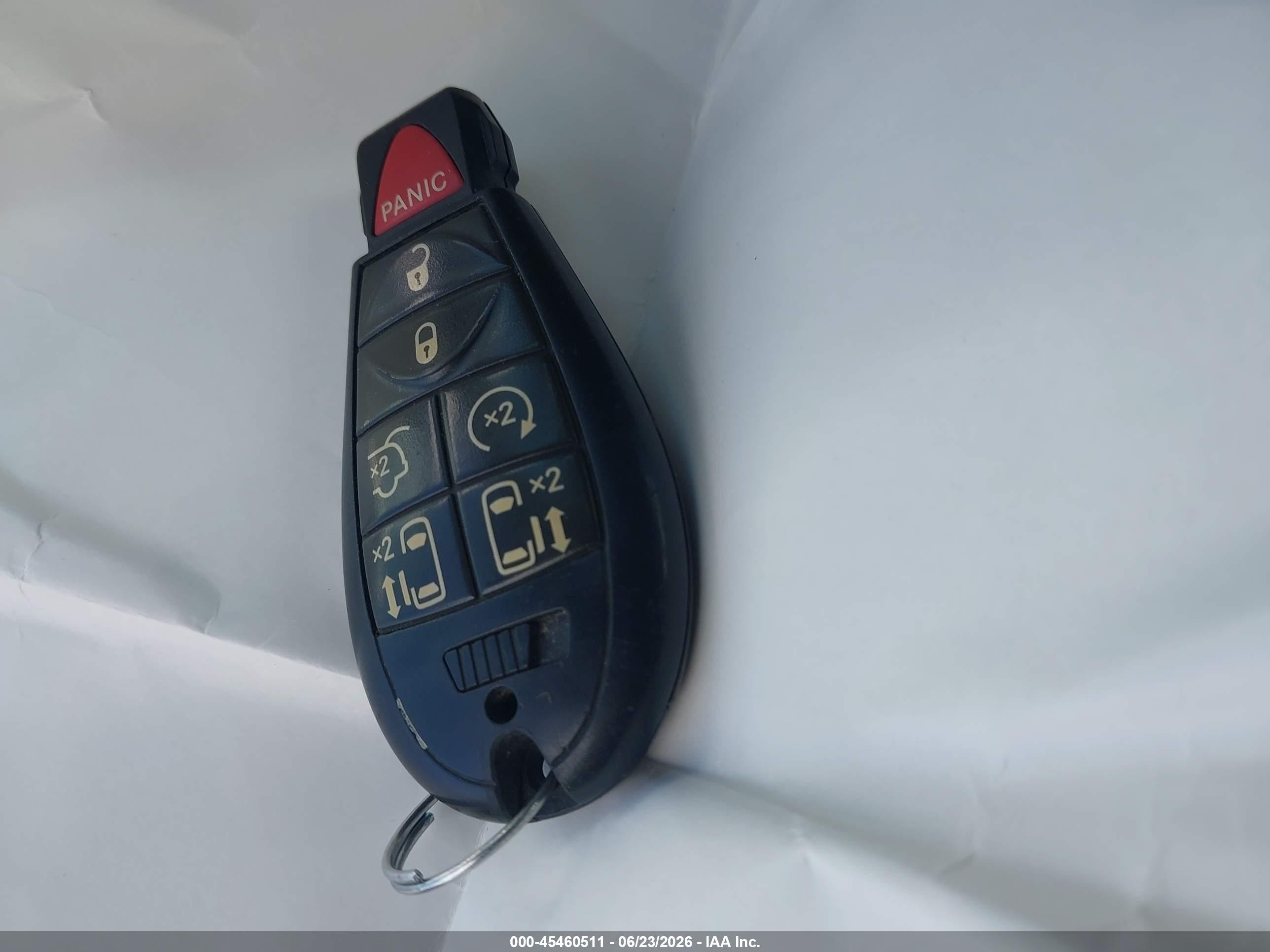 2008 Chrysler Town & Country Touring Dark Blue vin: 2A8HR54P58R787616