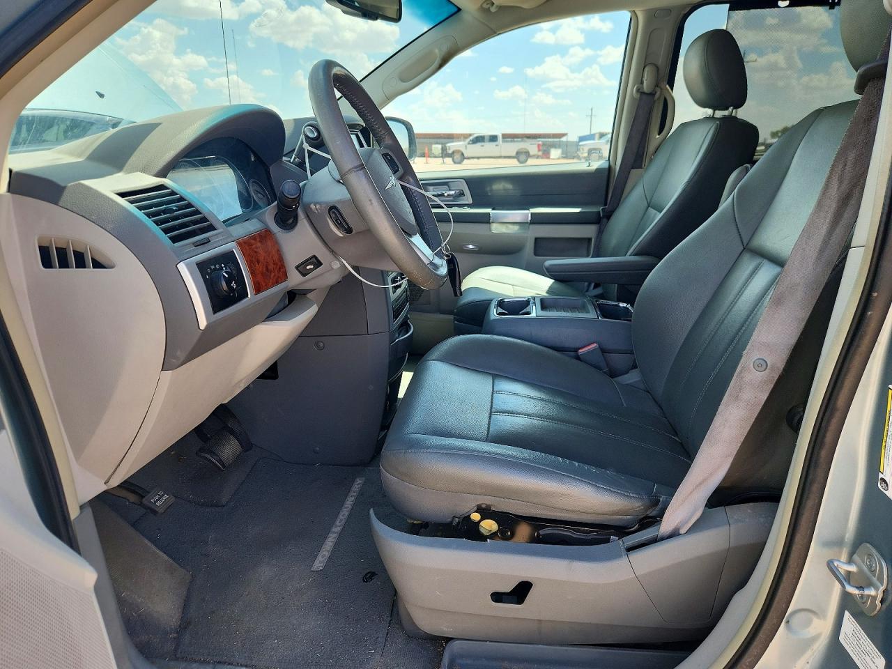 2008 Chrysler Town & Country Touring Blue vin: 2A8HR54P58R822347