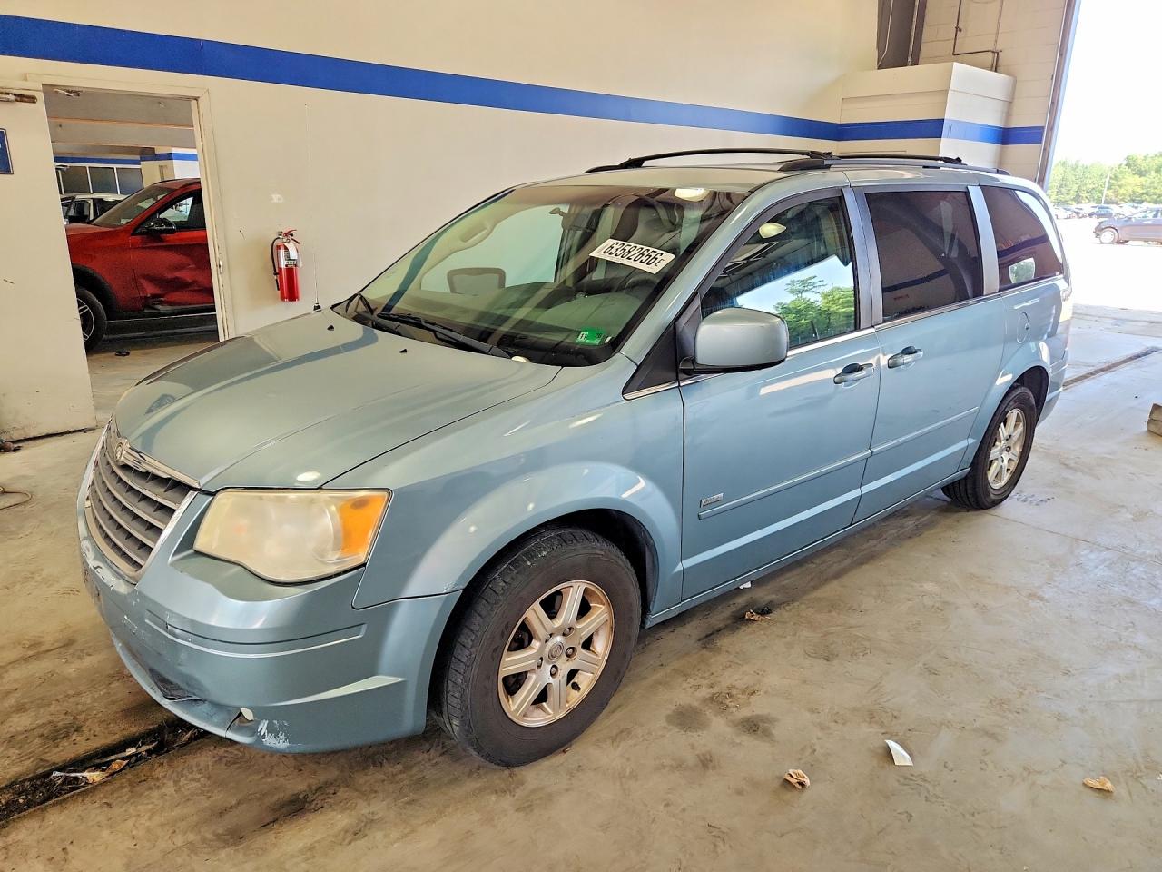 2008 Chrysler Town & Country Touring Turquoise vin: 2A8HR54P68R730177