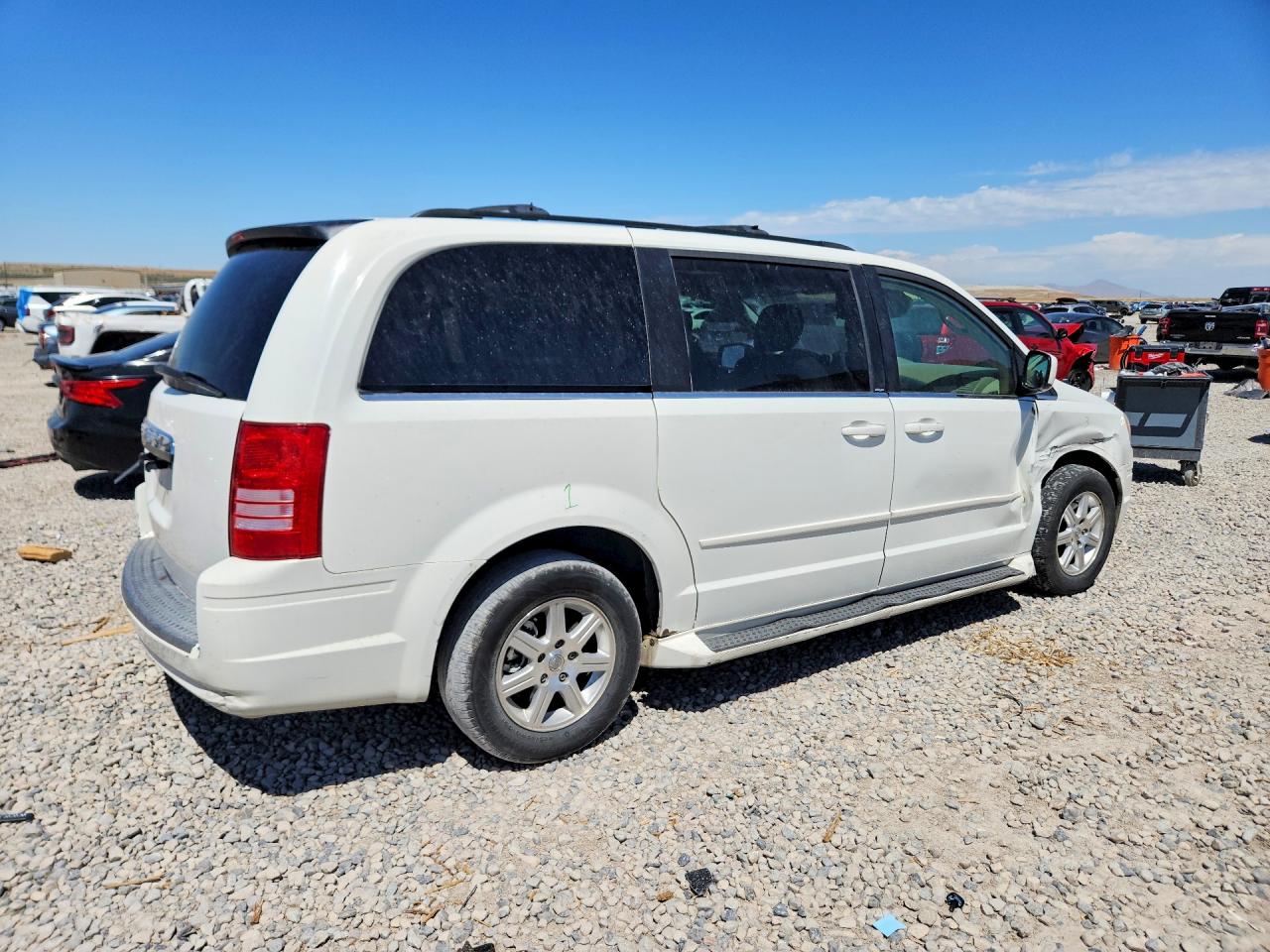 2008 Chrysler Town & Country Touring Белый vin: 2A8HR54P78R137296