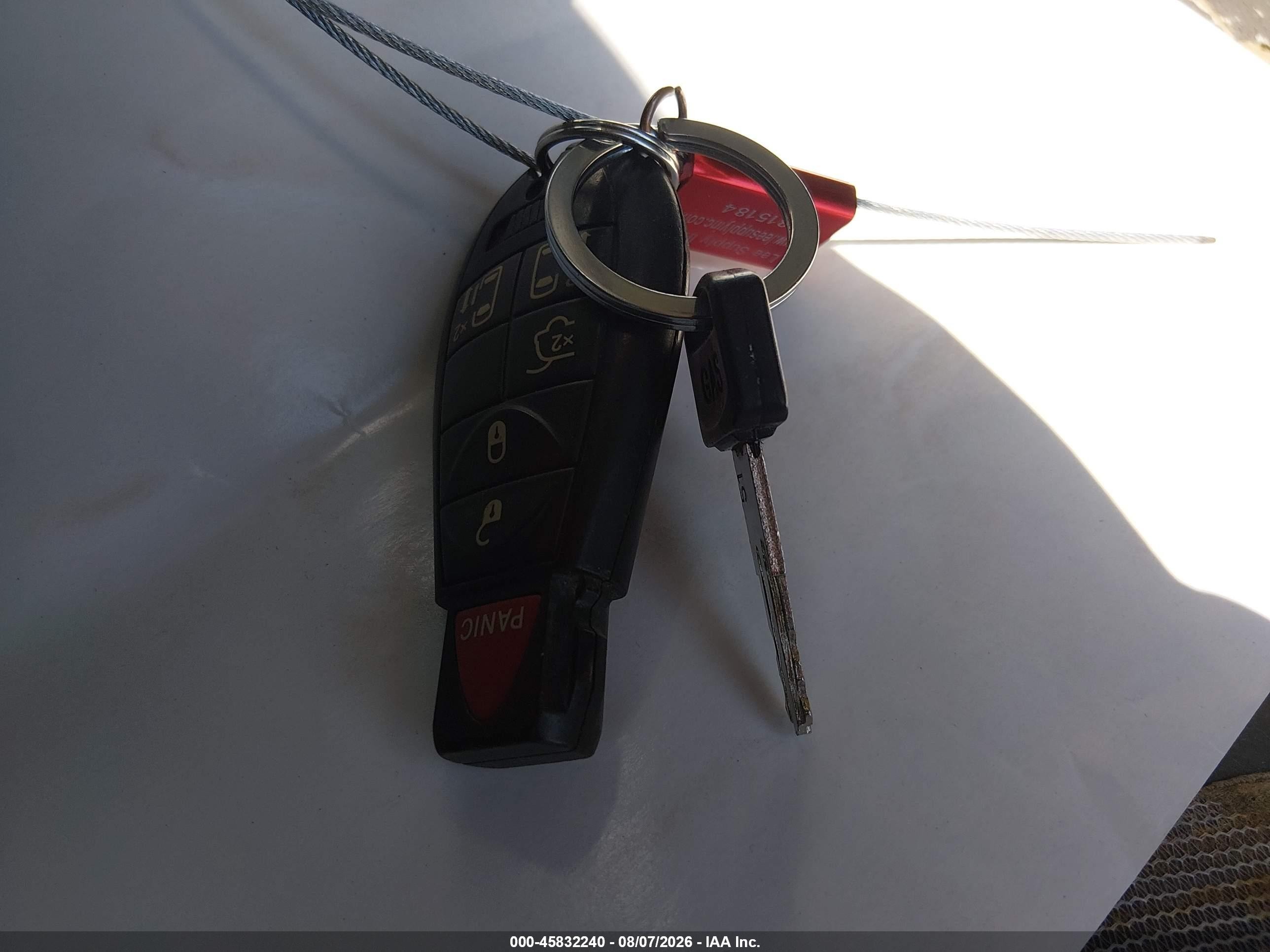 2008 Chrysler Town & Country Touring Silver vin: 2A8HR54P78R678865