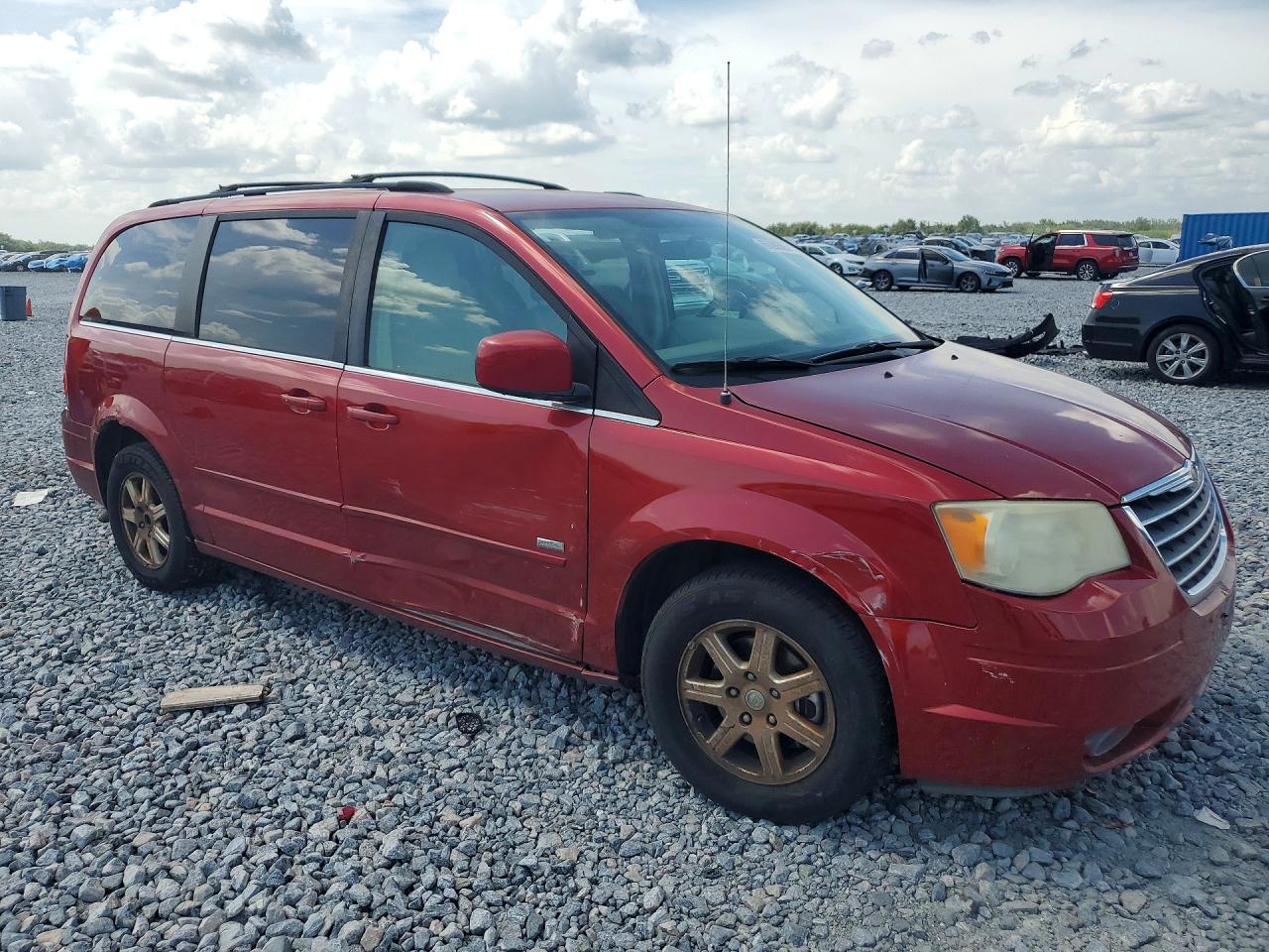 2008 Chrysler Town & Country Touring Red vin: 2A8HR54P78R738143