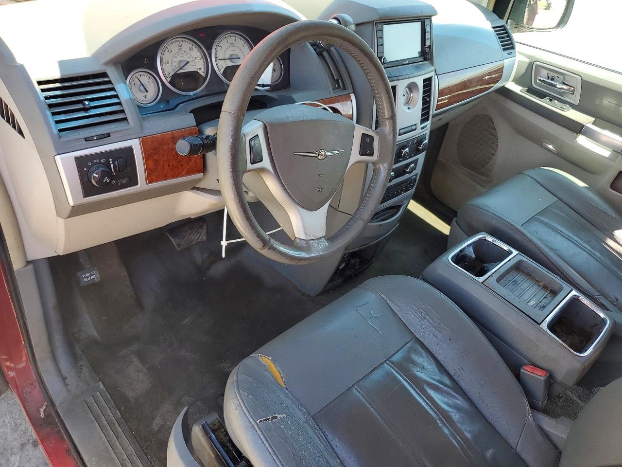 2008 Chrysler Town & Country Touring Красный vin: 2A8HR54P78R770428