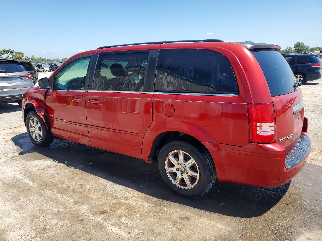 2008 Chrysler Town & Country Touring Красный vin: 2A8HR54P78R770428