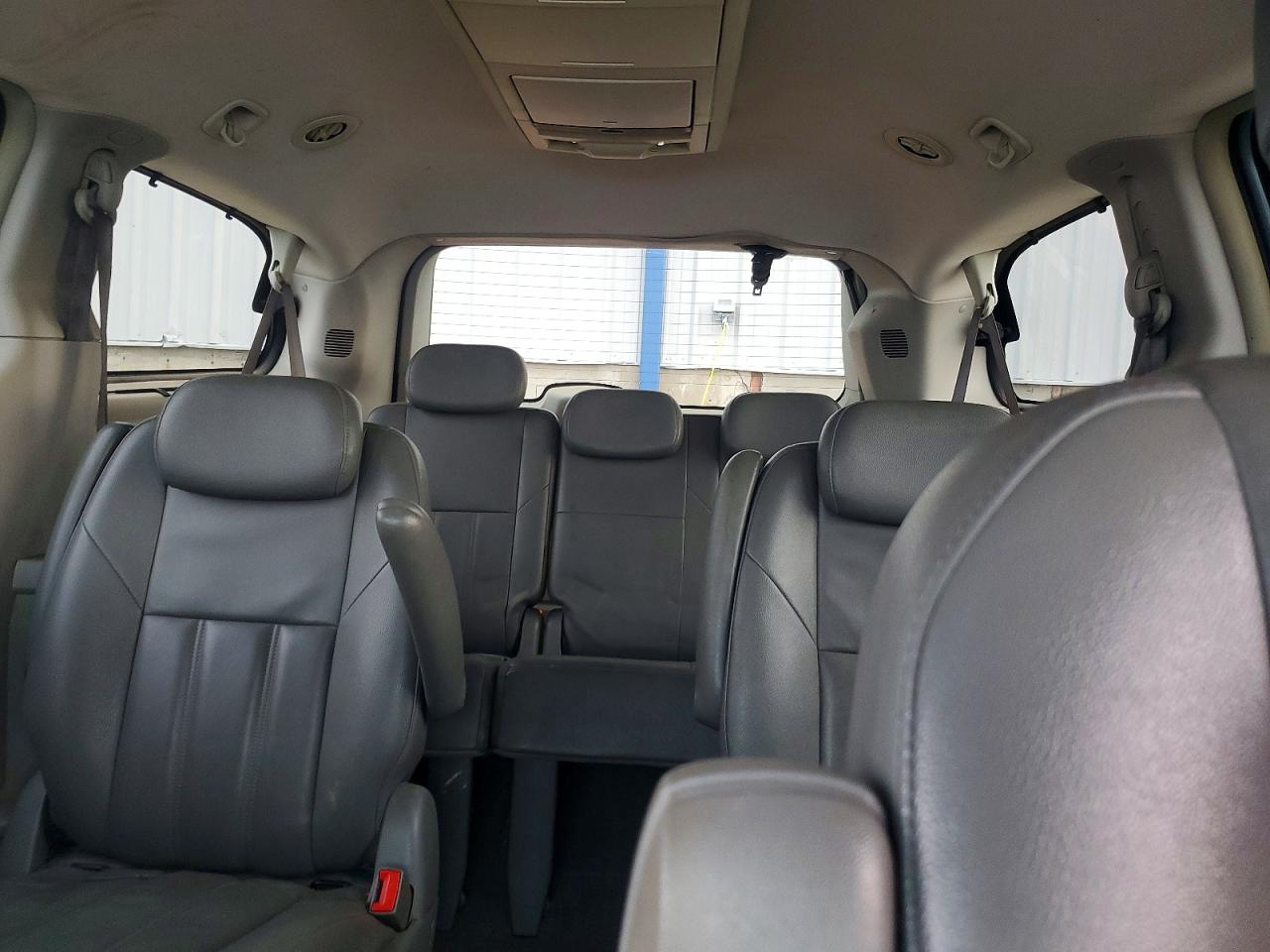 2008 Chrysler Town & Country Touring Blue vin: 2A8HR54P88R699336