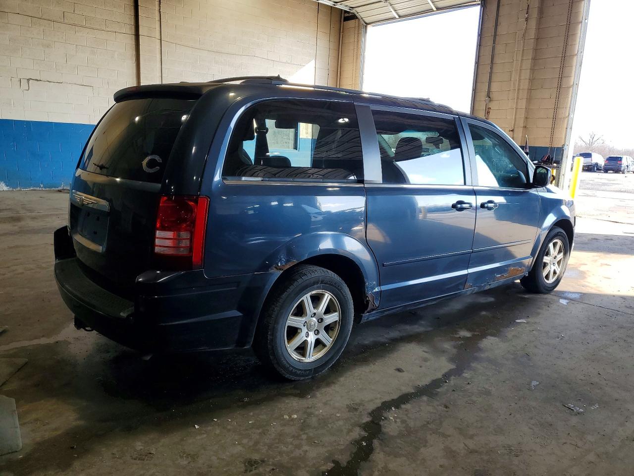 2008 Chrysler Town & Country Touring Серый vin: 2A8HR54P88R826618