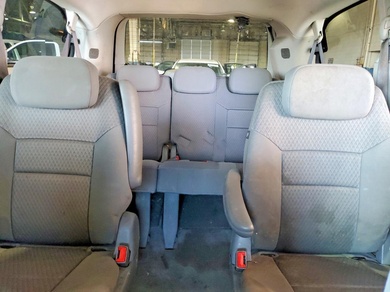 2008 Chrysler Town & Country Touring Серый vin: 2A8HR54P88R826618