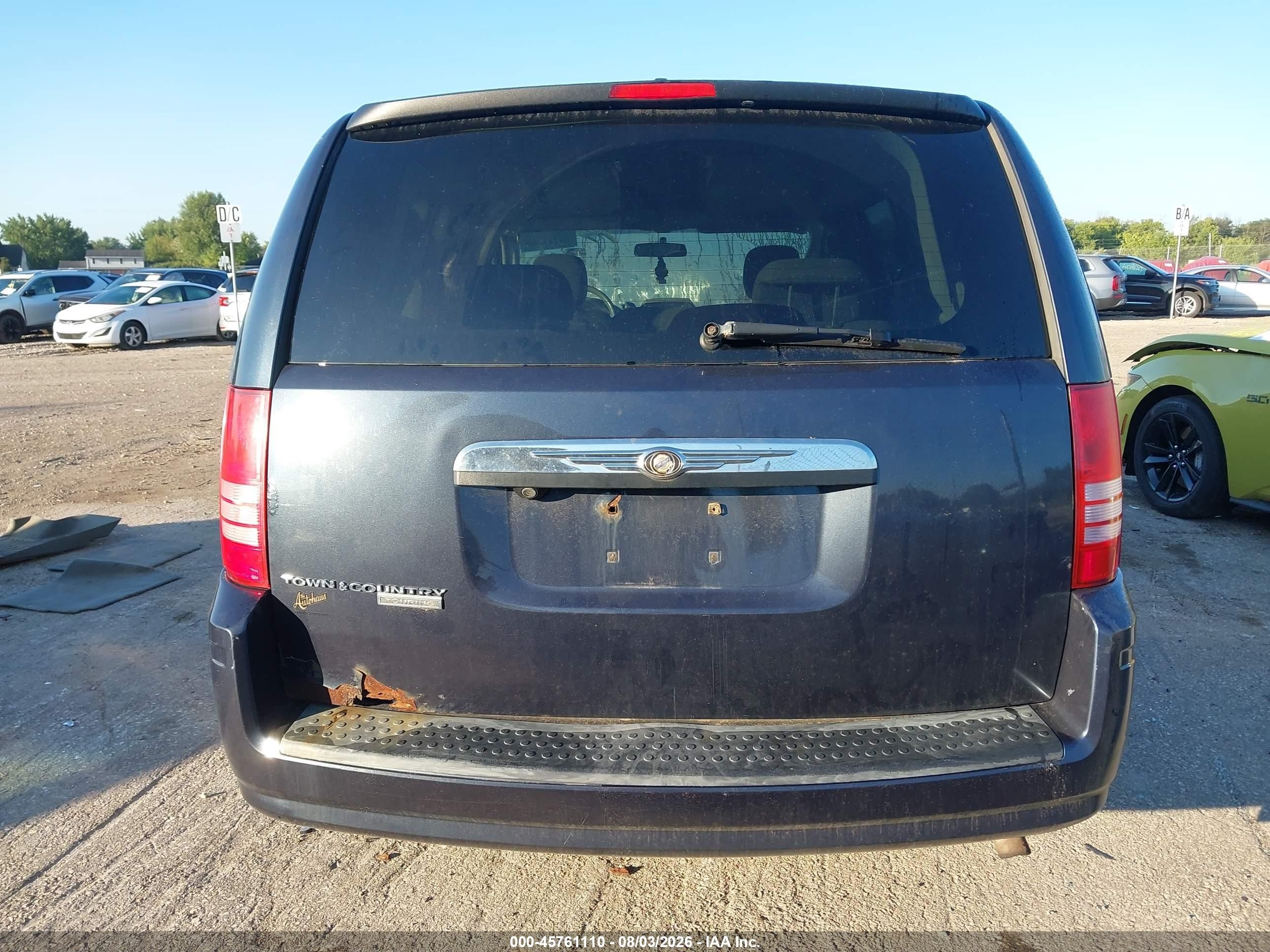 2008 Chrysler Town & Country Touring Blue vin: 2A8HR54P98R676115