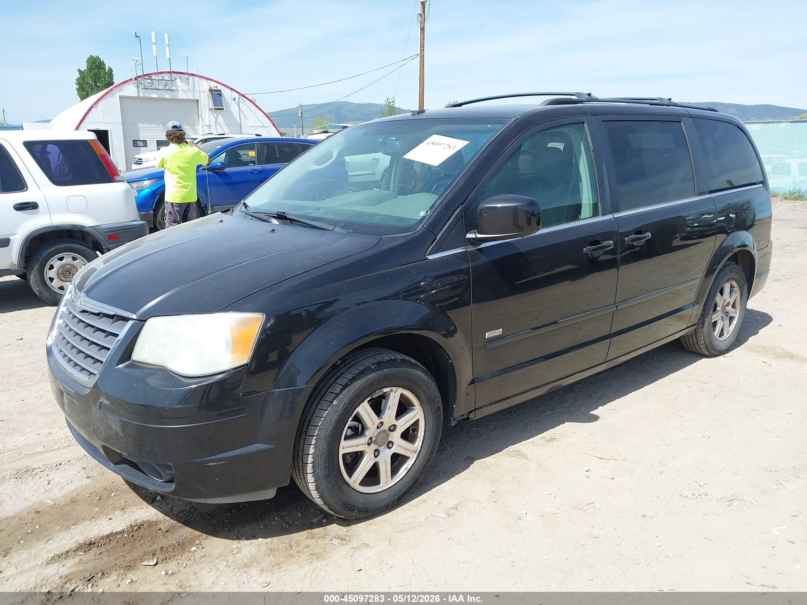 2008 Chrysler Town & Country Touring Black vin: 2A8HR54P98R709128