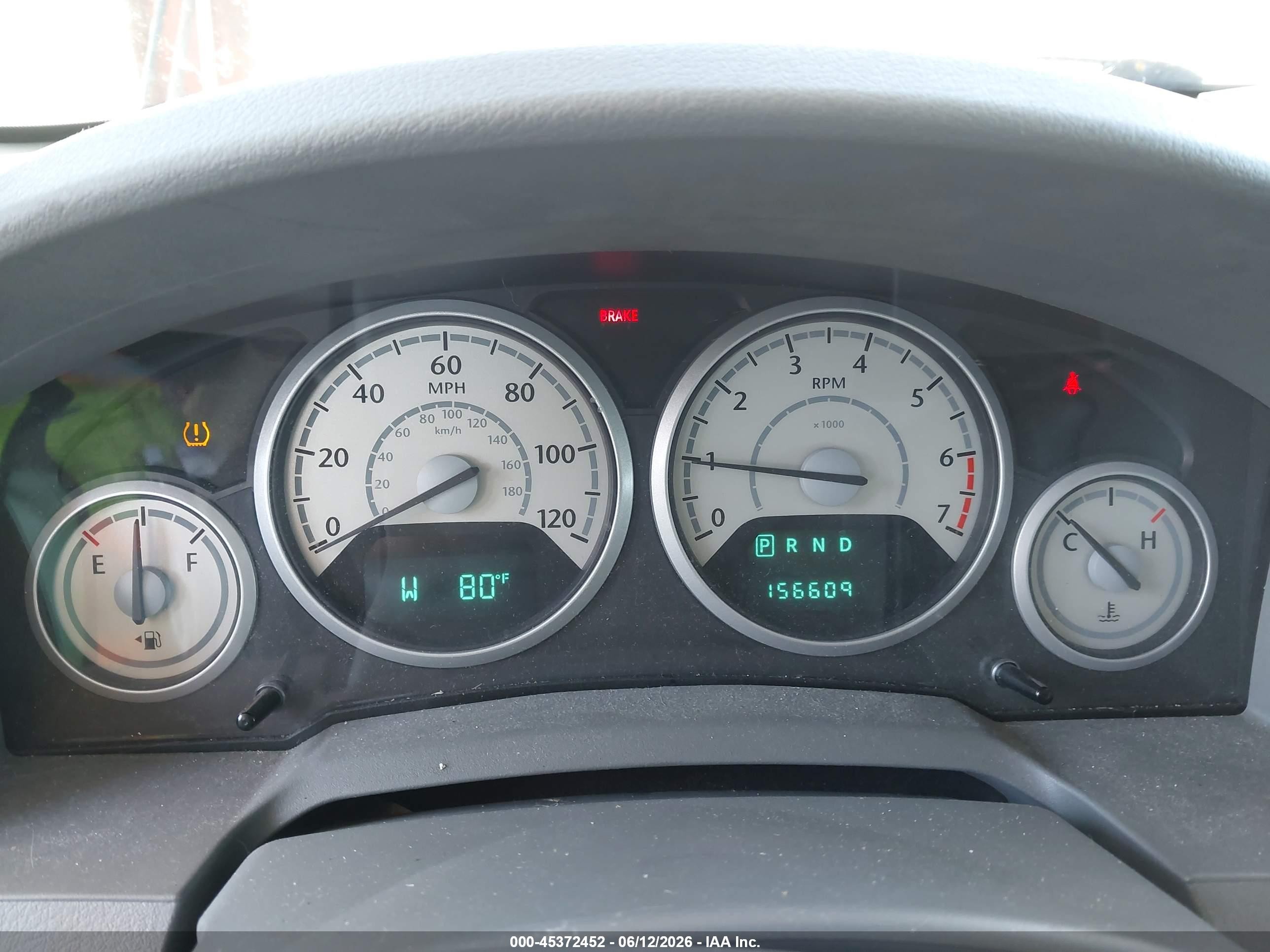 2008 Chrysler Town & Country Touring Red vin: 2A8HR54P98R832816