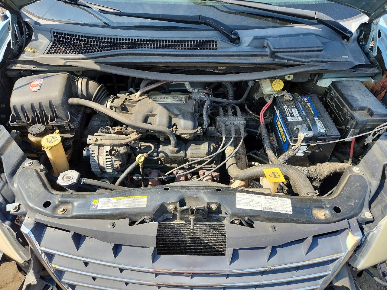 2008 Chrysler Town & Country Touring Blue vin: 2A8HR54PX8R135557