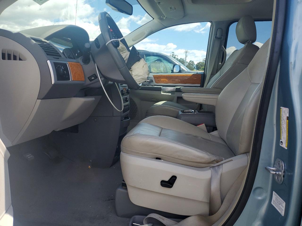 2008 Chrysler Town & Country Limited Blue vin: 2A8HR64X08R822939
