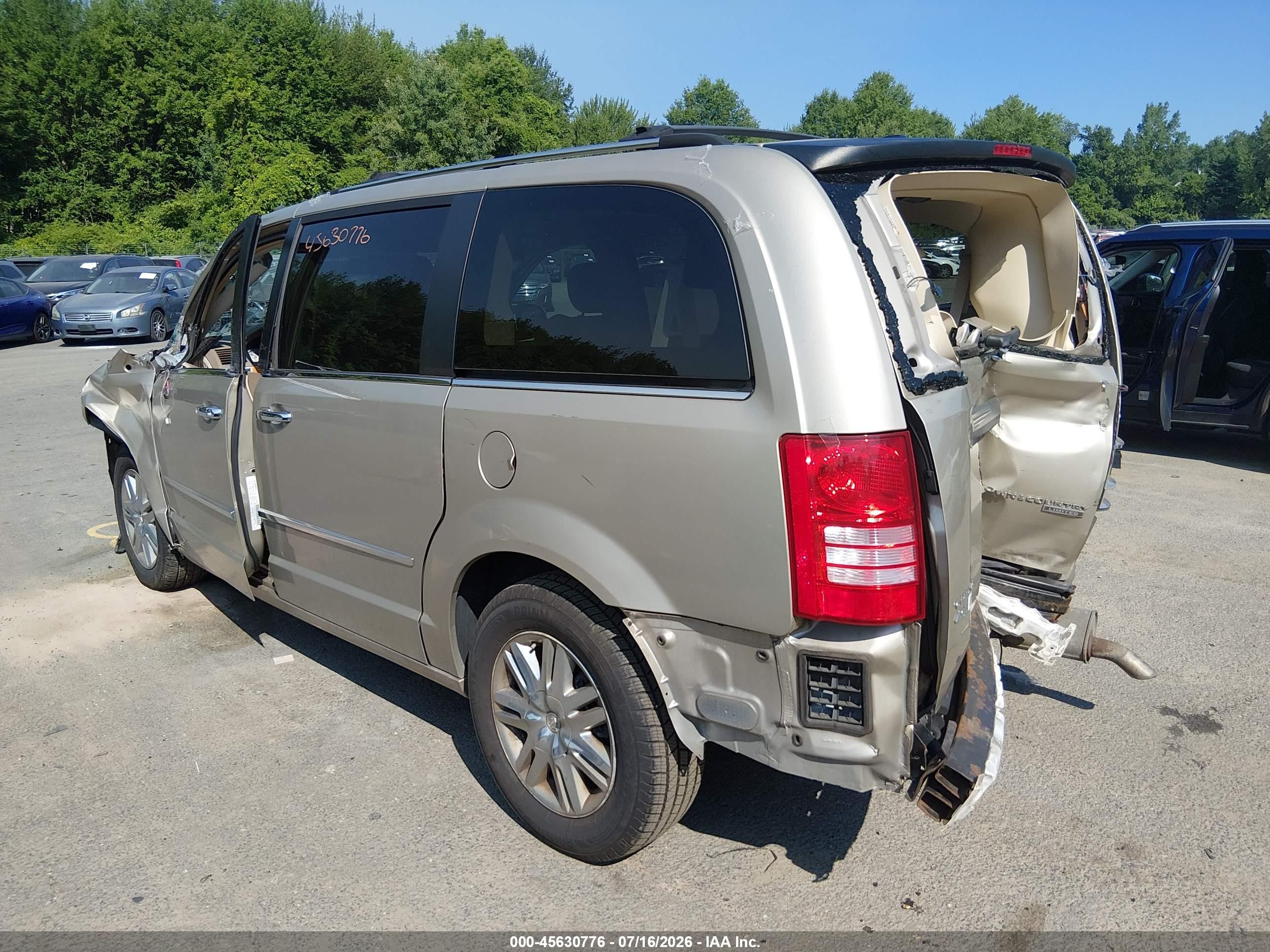 2009 Chrysler Town & Country Limited Beige vin: 2A8HR64X29R637941