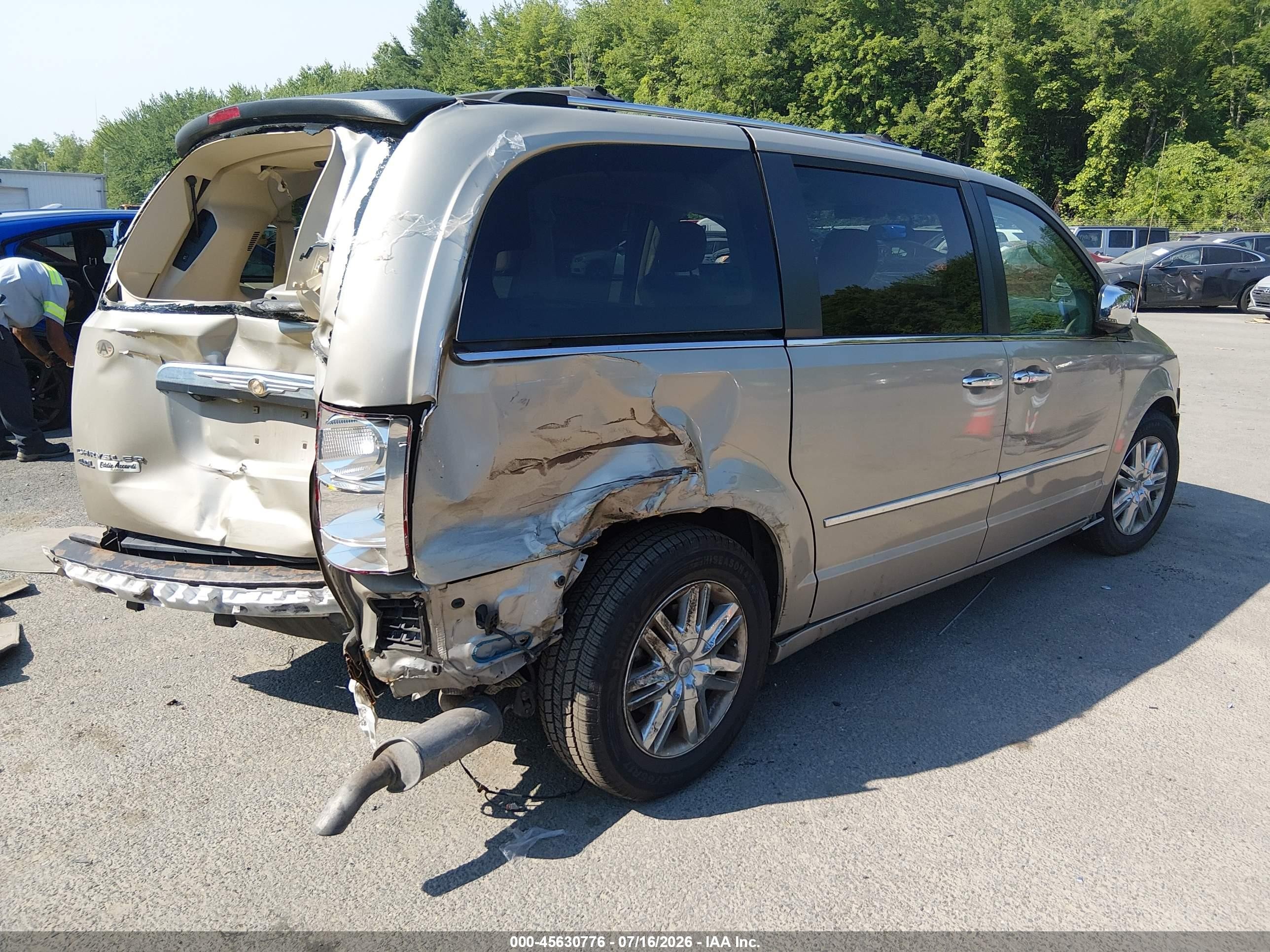 2009 Chrysler Town & Country Limited Beige vin: 2A8HR64X29R637941
