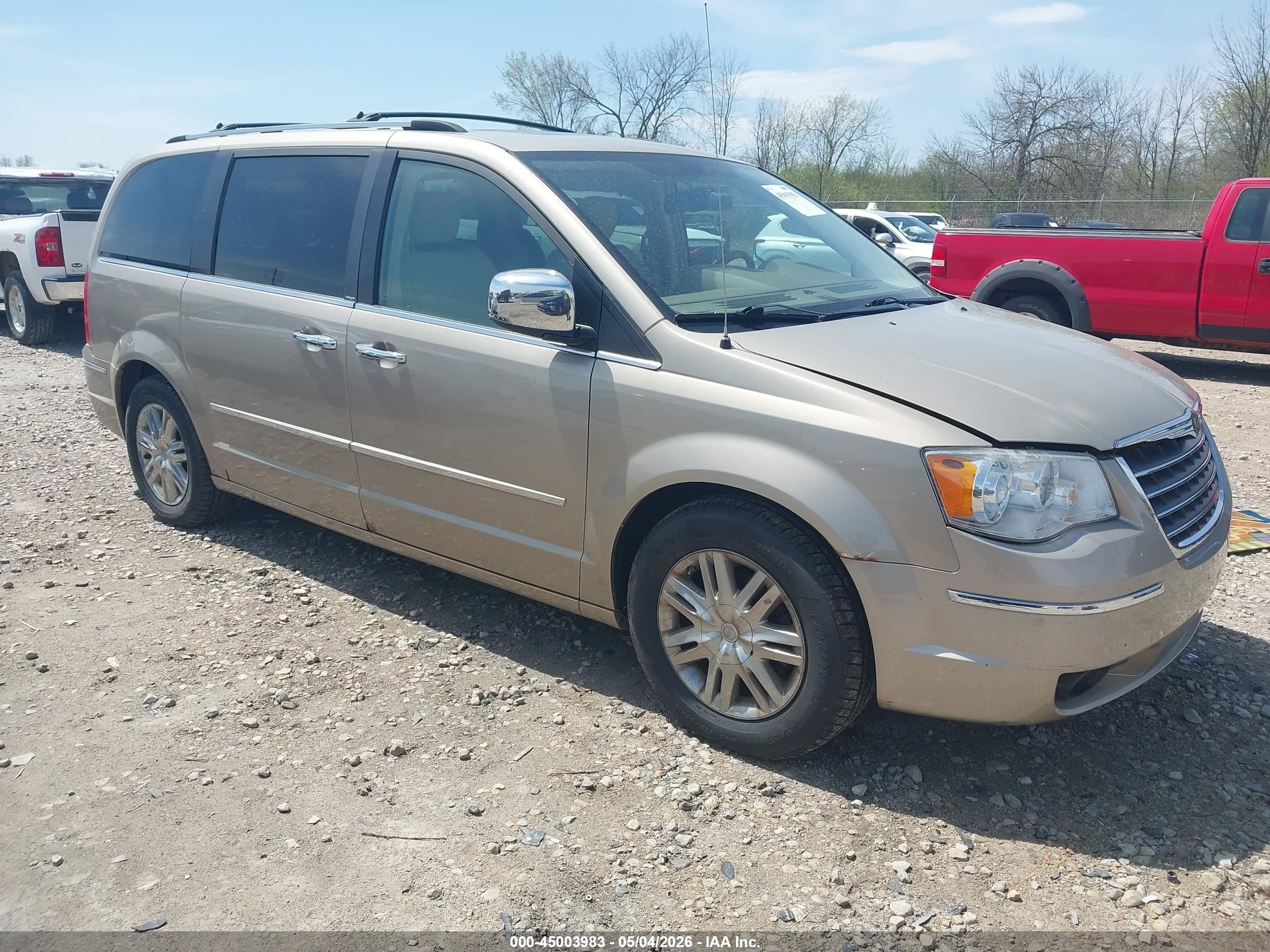 2009 Chrysler Town & Country Limited Gold vin: 2A8HR64X49R659696