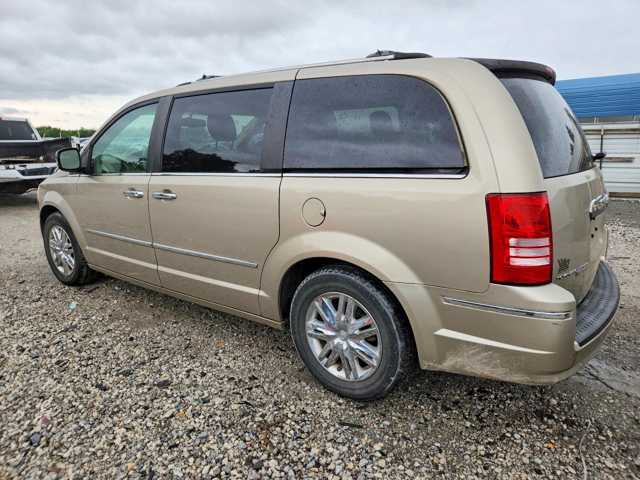2008 Chrysler Town & Country Limited Beige vin: 2A8HR64X68R646446