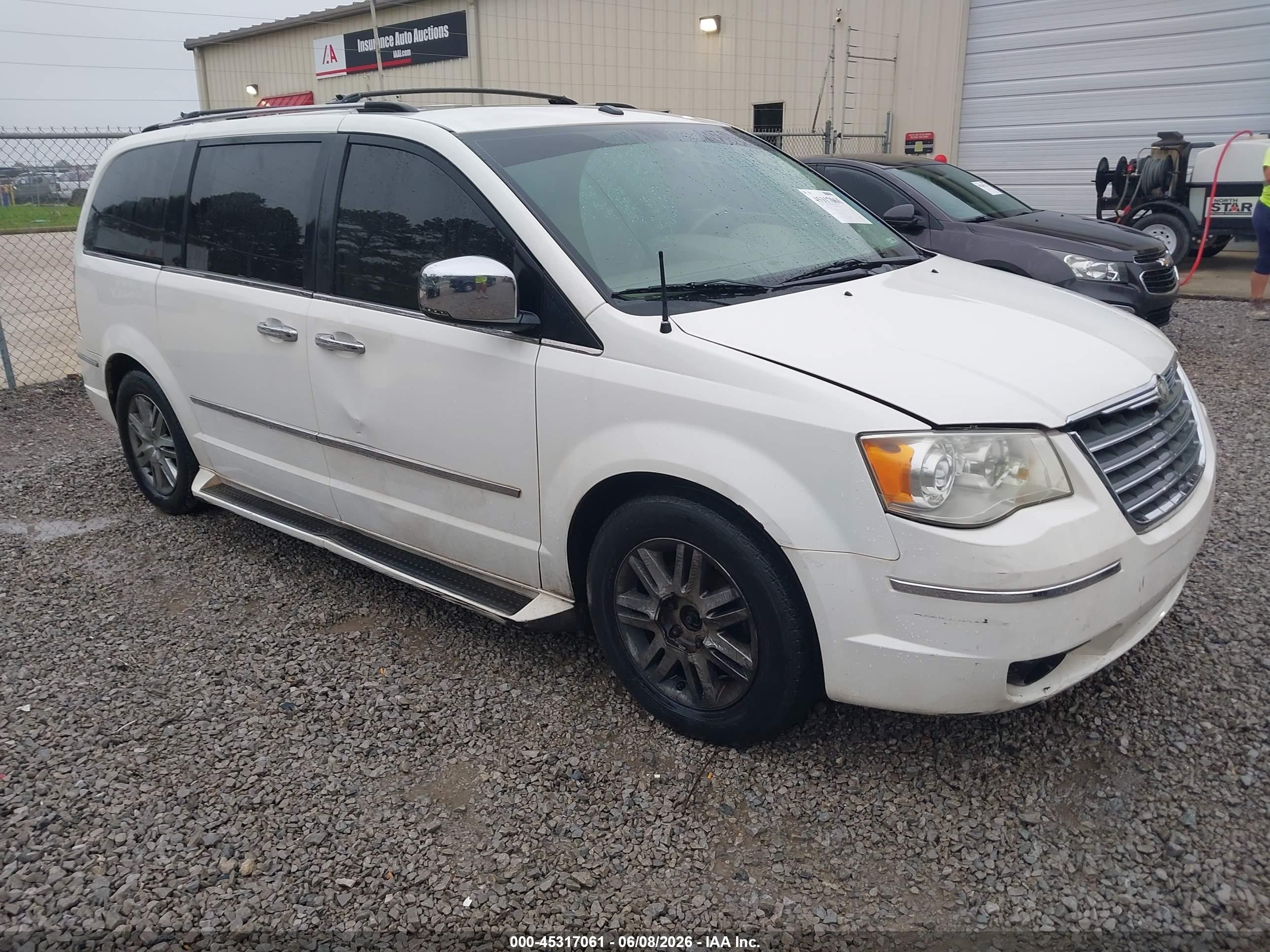 2009 Chrysler Town & Country Limited White vin: 2A8HR64X69R583687