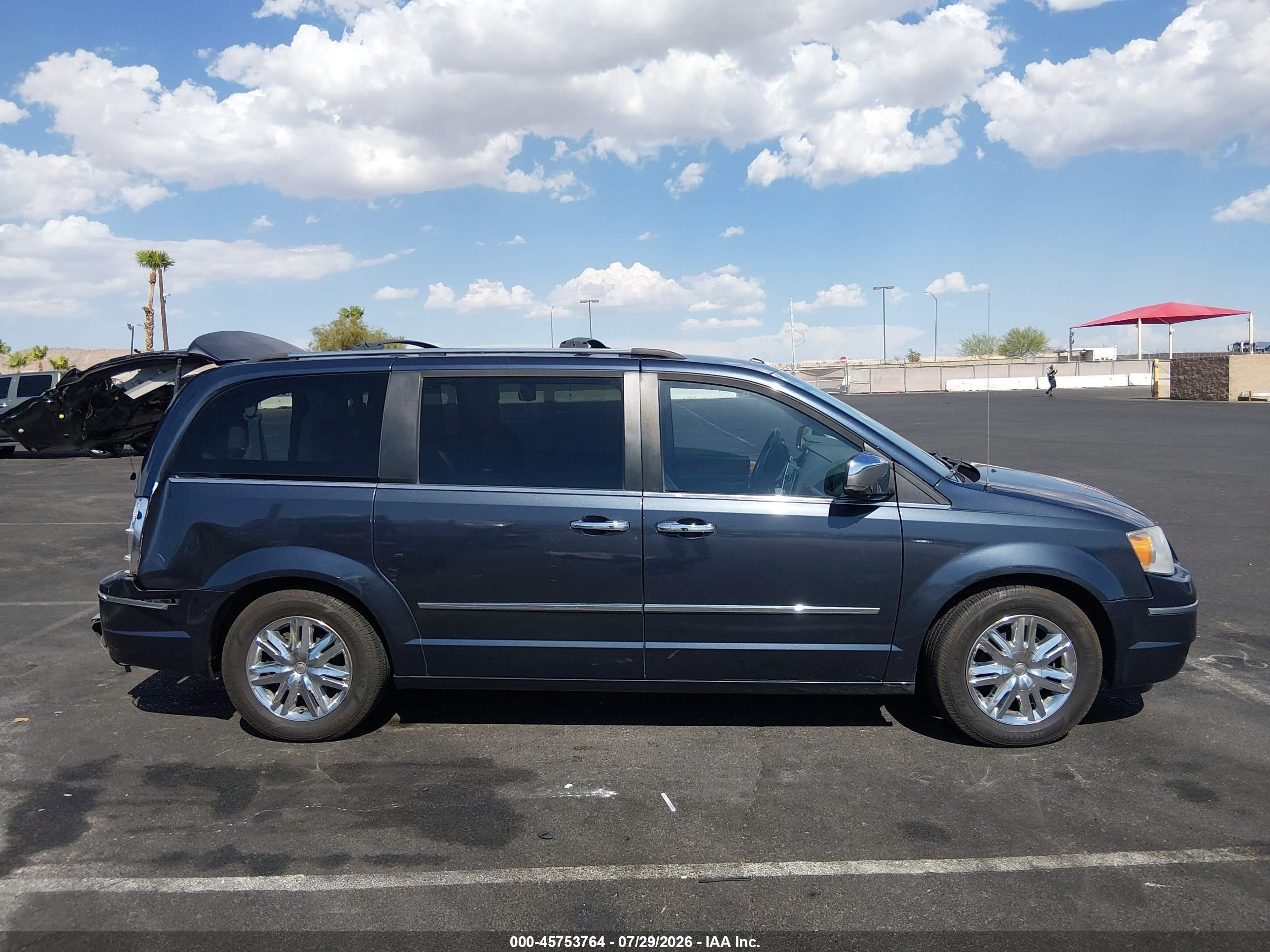 2008 Chrysler Town & Country Limited Dark Blue vin: 2A8HR64X98R688464