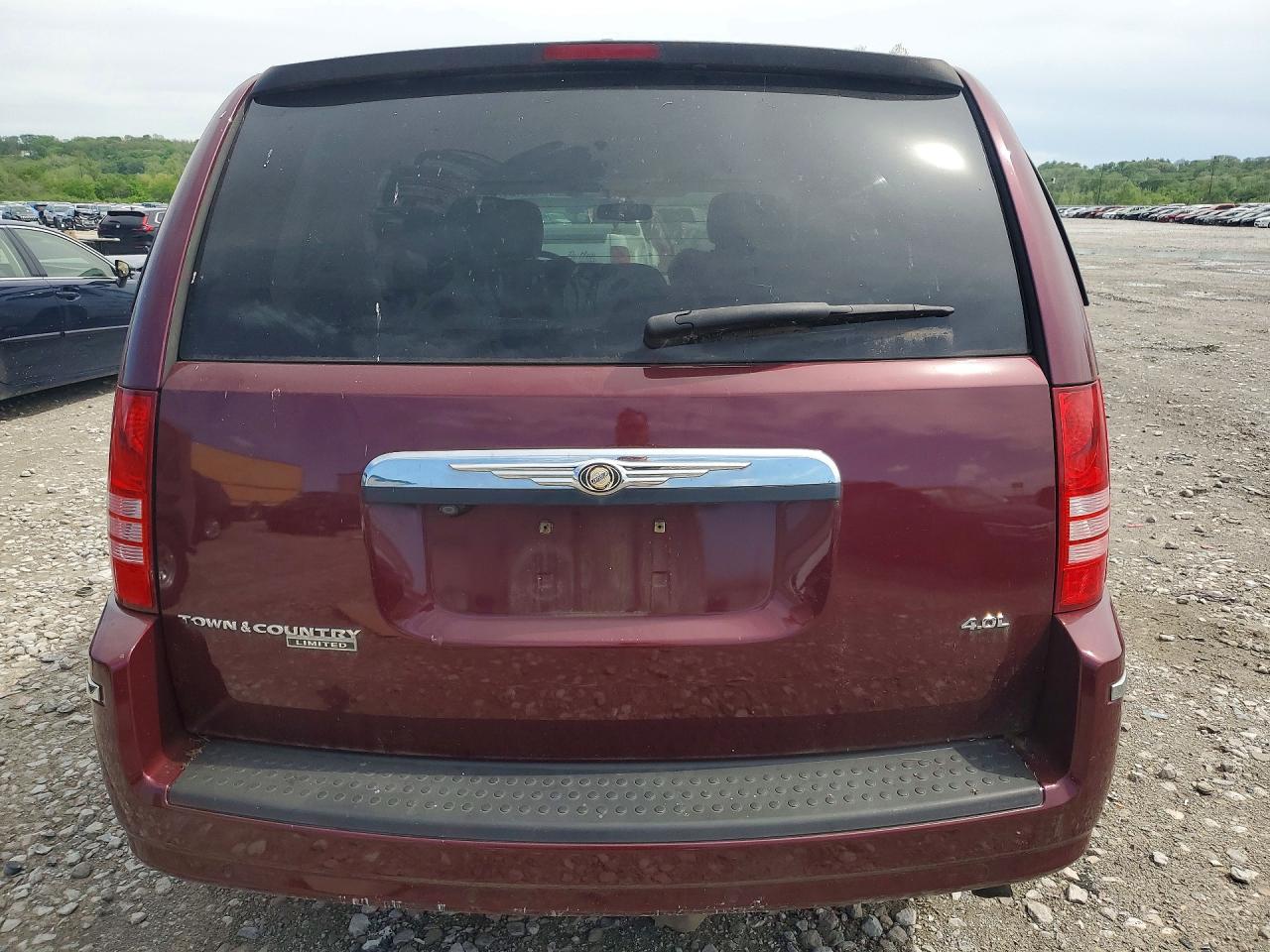 2008 Chrysler Town And Country Maroon vin: 2A8HR64X98R714092