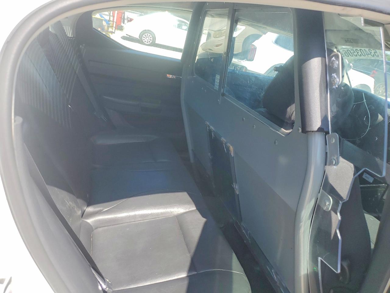 2010 Dodge Charger White vin: 2B3AA4CT0AH161929
