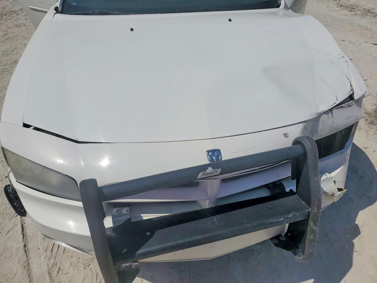 2010 Dodge Charger White vin: 2B3AA4CT0AH161929