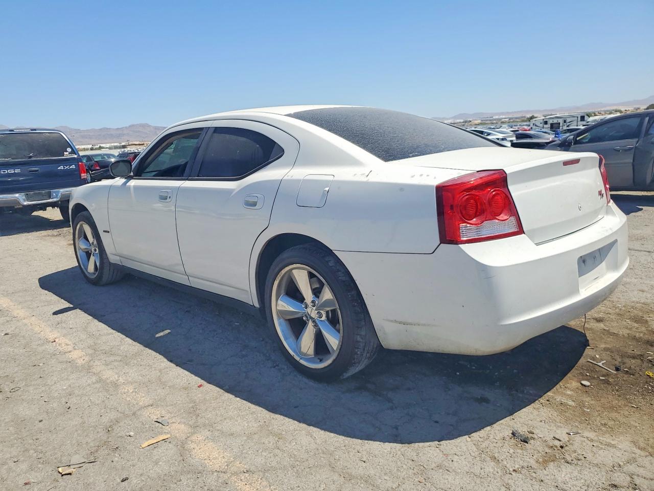 2010 Dodge Charger Белый vin: 2B3AA4CT4AH113527