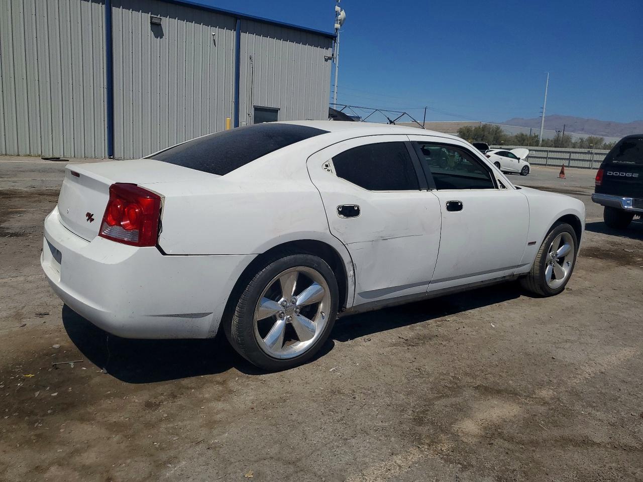 2010 Dodge Charger Белый vin: 2B3AA4CT4AH113527