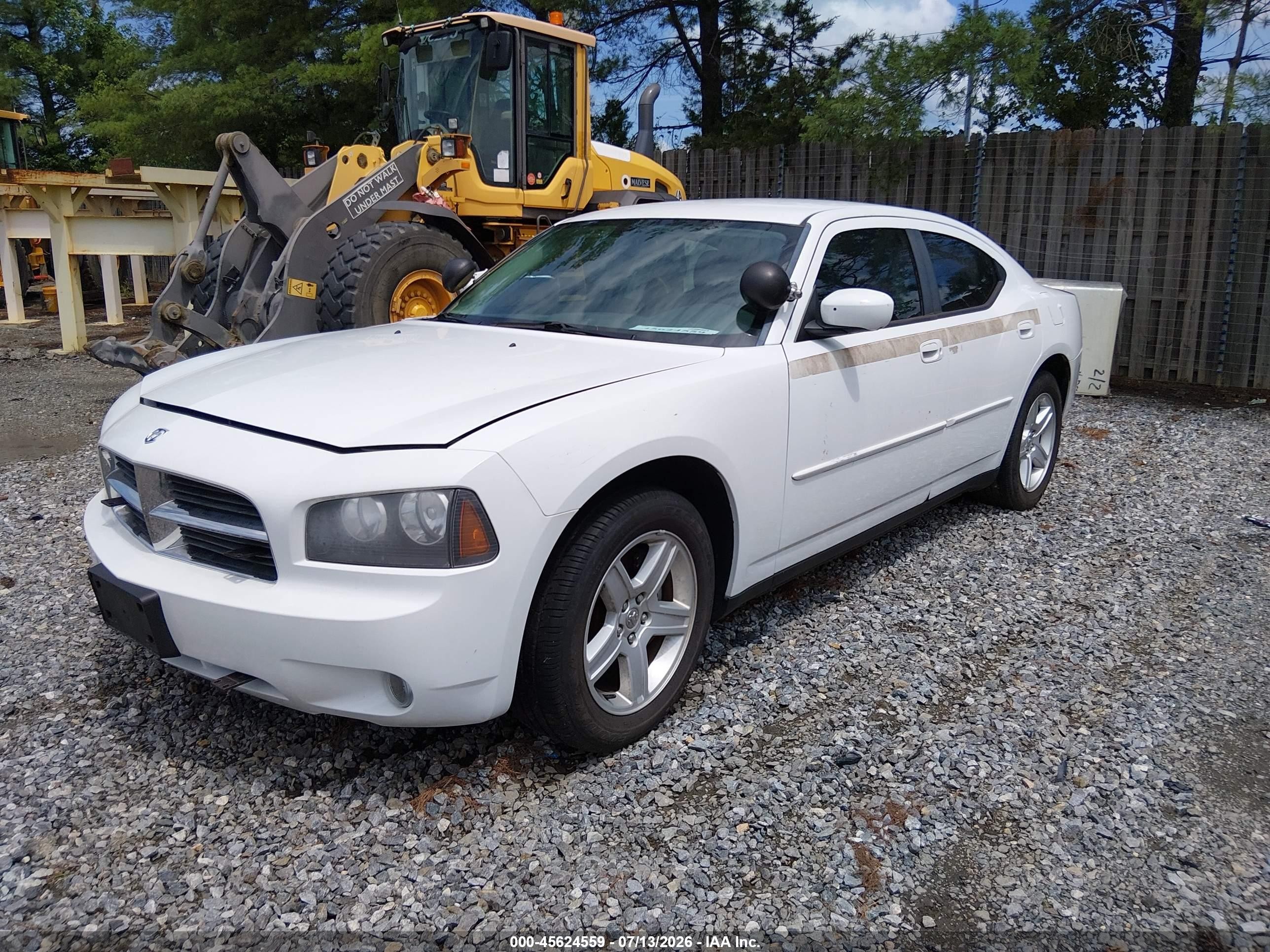 2010 Dodge Charger   White vin: 2B3AA4CTXAH262461
